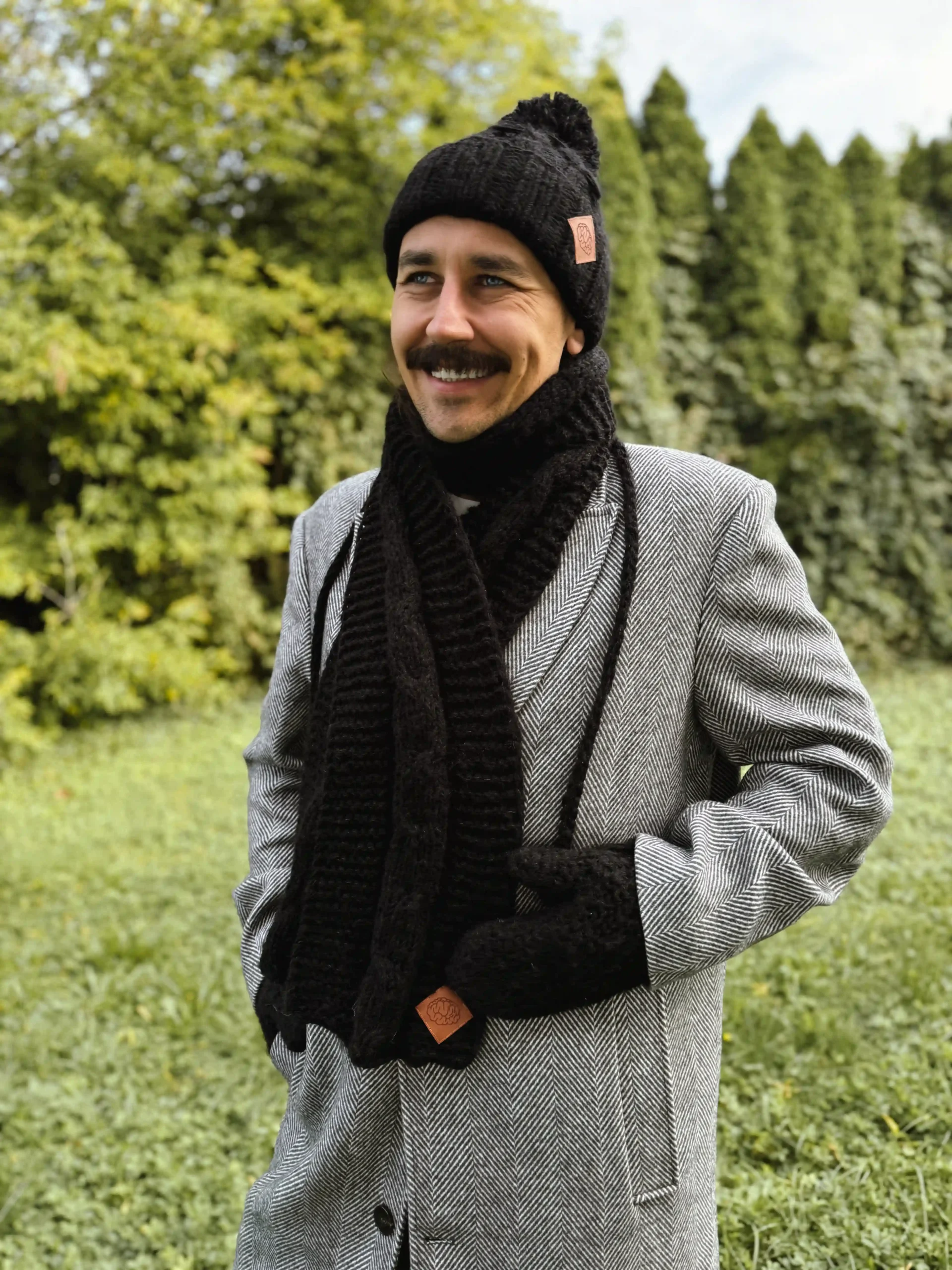 Męska czapka MERINO Euforia "Czarny" 189 czapka merino z pomponem meska czarna scaled 1