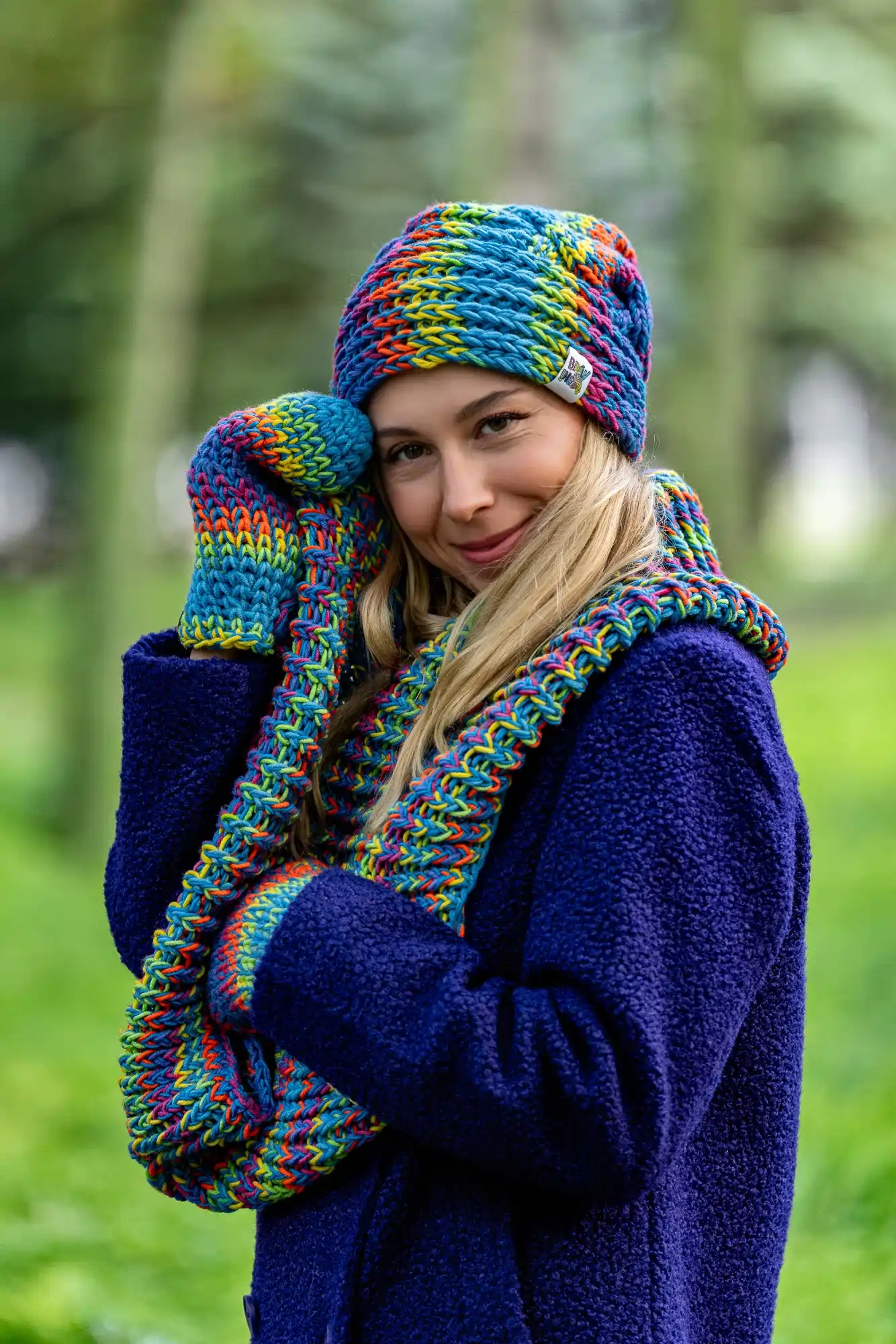Komin MERINO 50% "Tęcza Błękit" 76 czapka oversize kolorwa