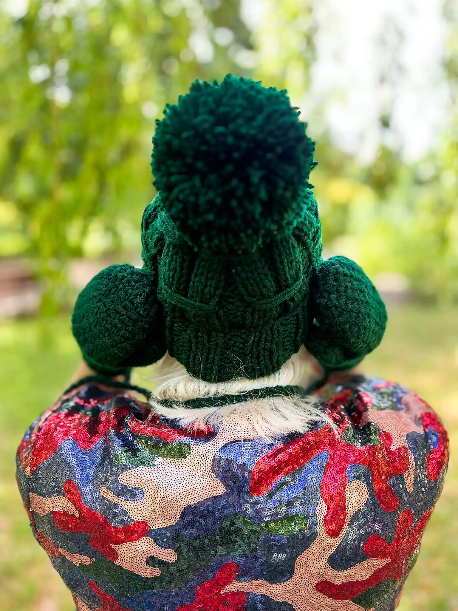 Czapka z wielkim pomponem EUFORIA ,,Ciemny zielony" 15 czapka puchaty pompon merino