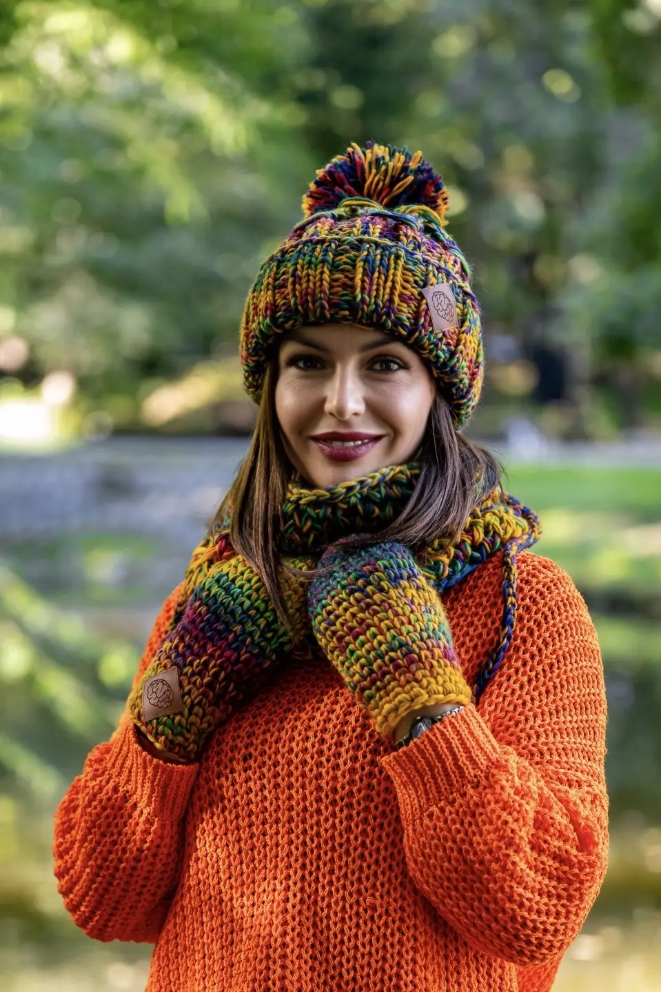 Mały komin MERINO 100% "Kolory" 126 czapka z logo firmy