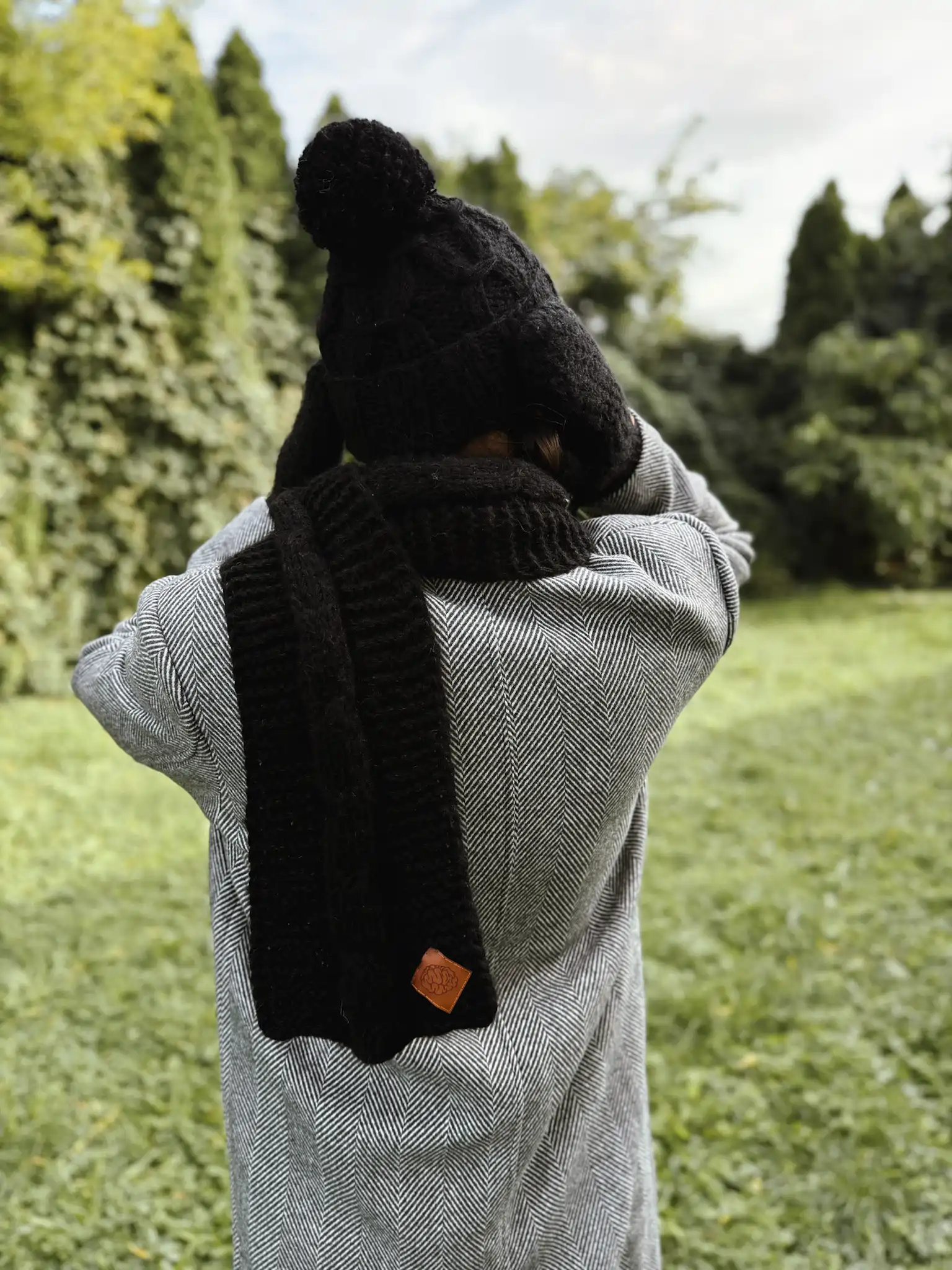 Męska czapka MERINO Euforia "Czarny" 186 czapka z pomponem merino meska