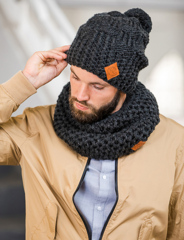 Męski mały komin na szyję "Perłowy czarny" 39 czarna czapka handmade brain inside