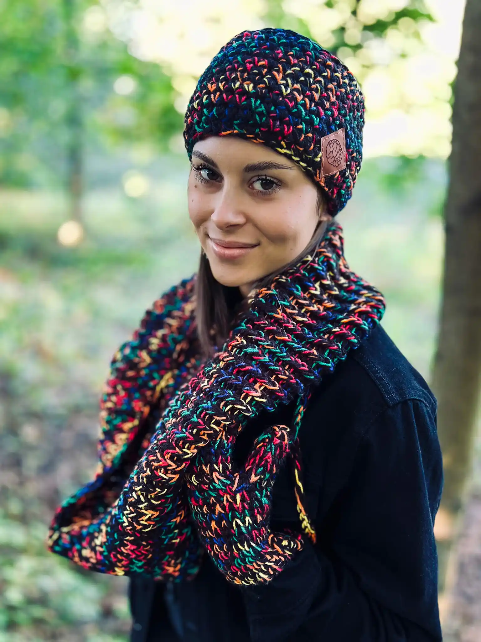 Ciepła opaska zimowa ,,Czarne czerwienie" 23 czarna opaska handmade ocieplana polarem