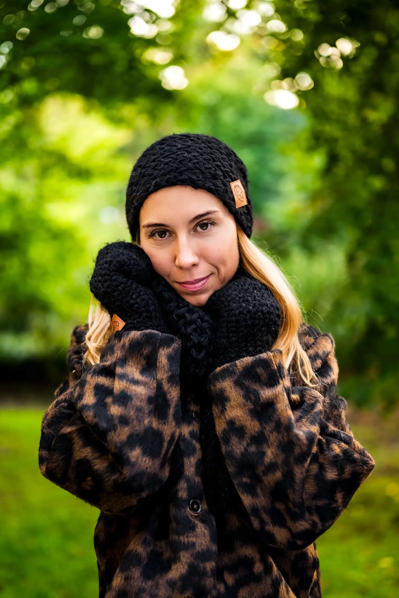 Czapka MERINO Explorer "Czarny" 238 damska beanie