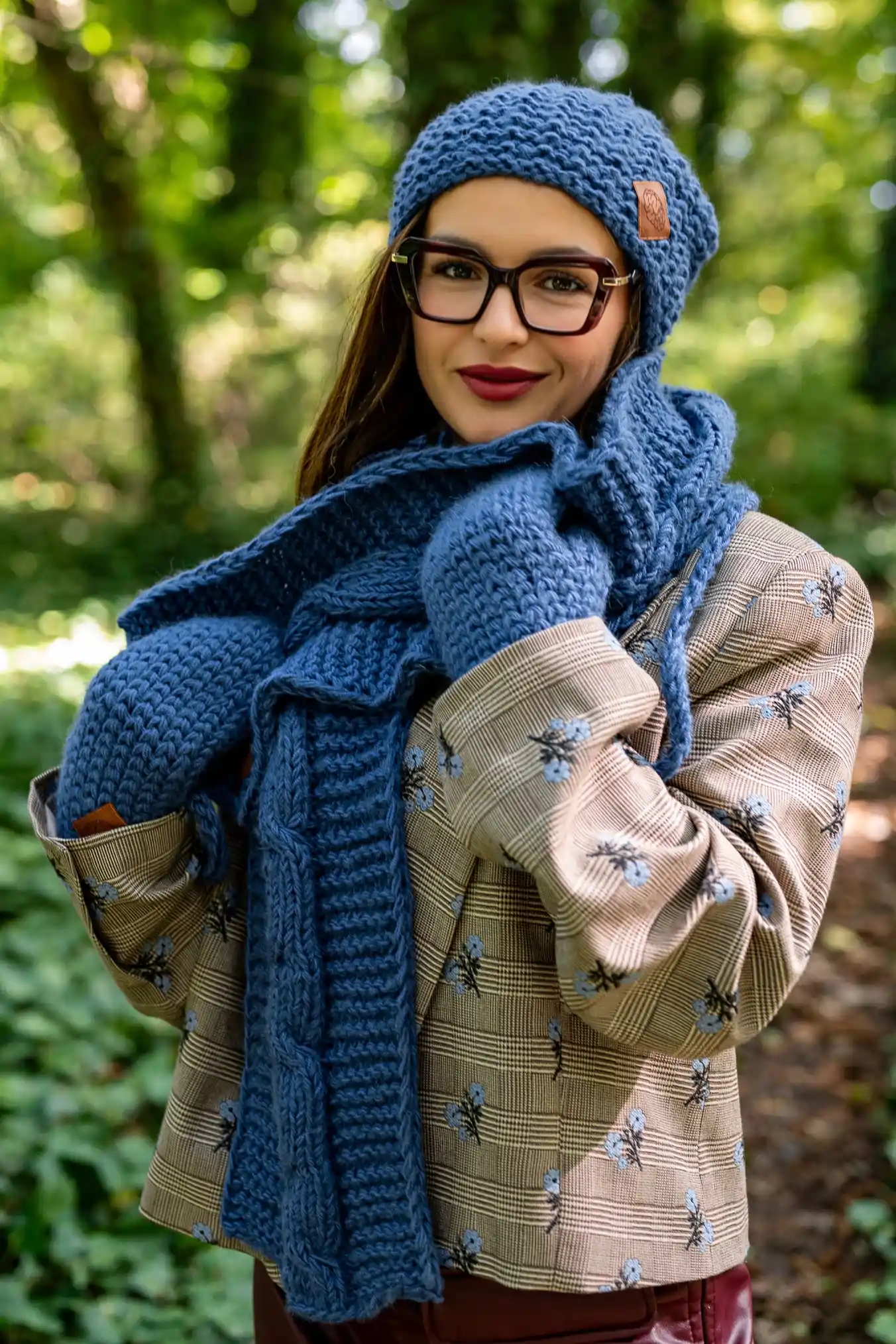 Szal MERINO "Ciemny niebieski" 124 damska czapka merino niebieska