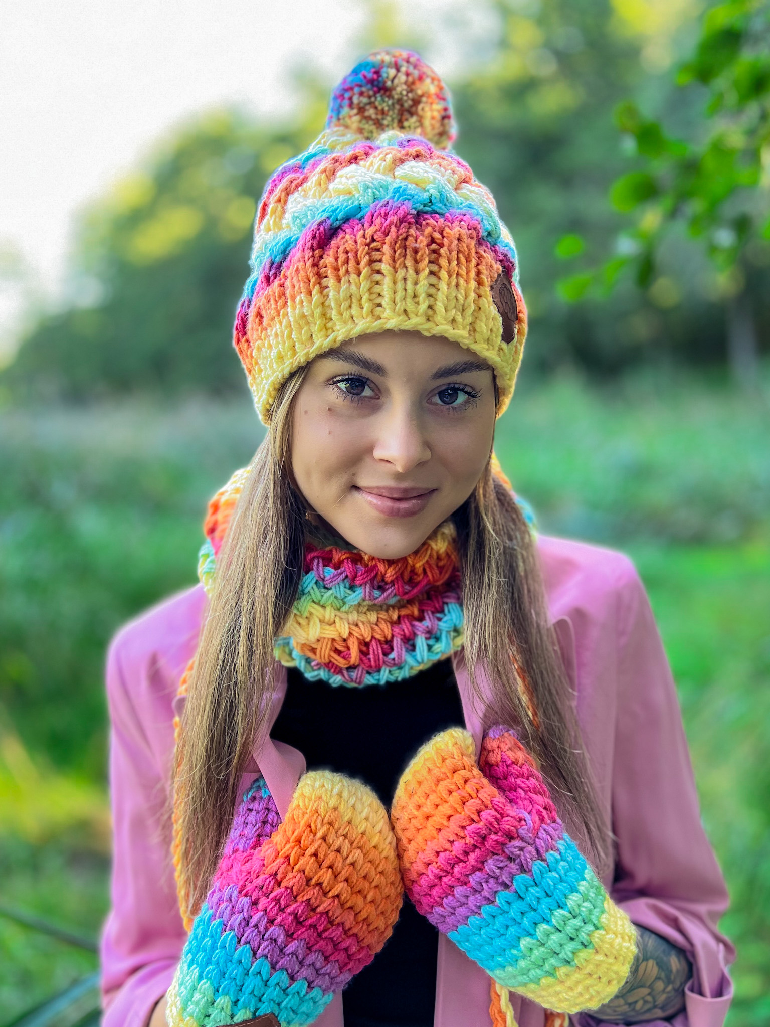 Modna czapka zimowa HAPPY ,,Cieniowane cytrusy" 84 dziergana czapka dla morsa 1
