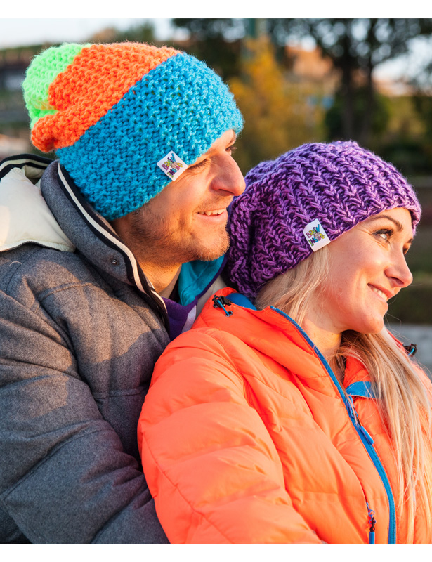 Męska luźna czapka zimowa NEVERLAND "Paski neonowe" 18 for men beanie winter brain inside