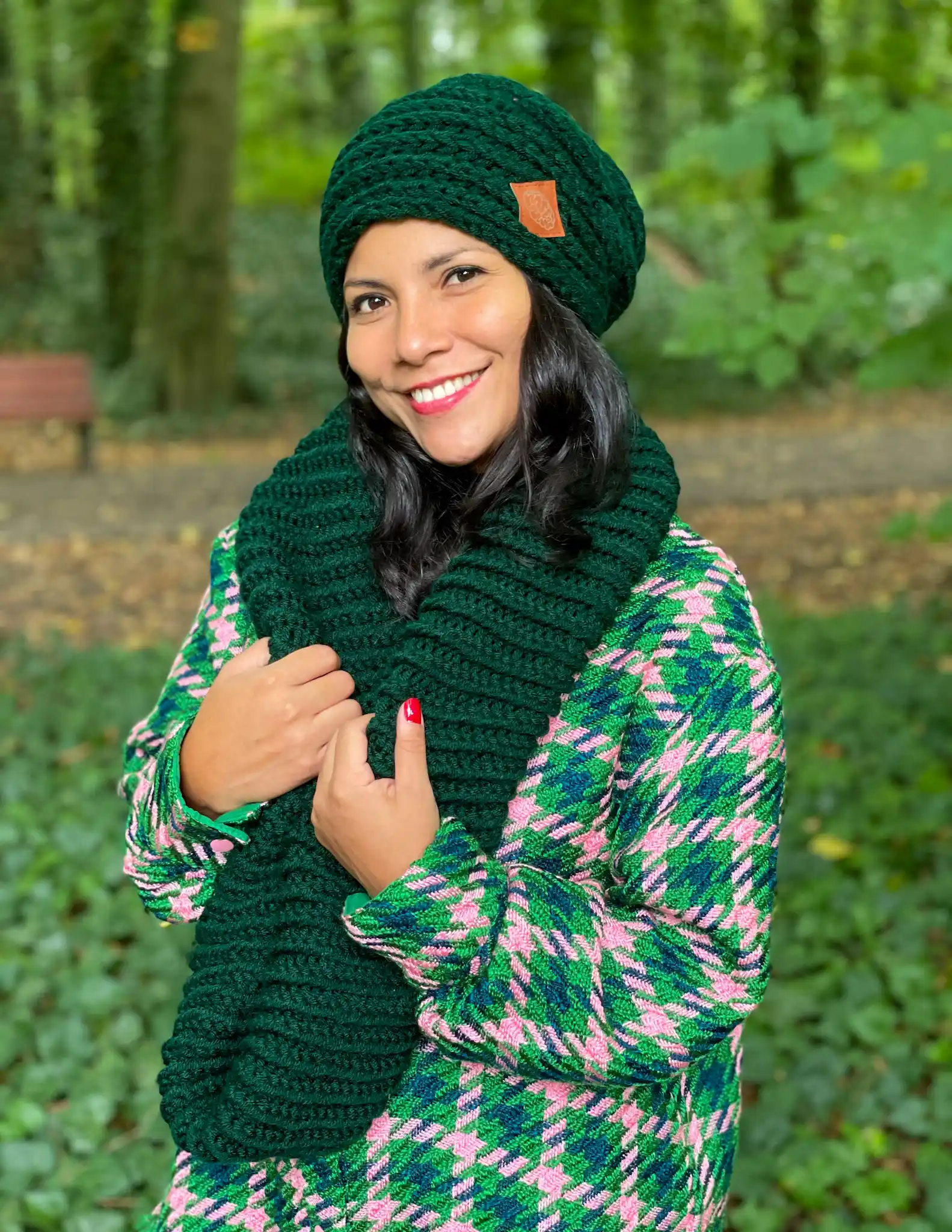 Komin ręcznie robiony "Ciemny zielony" 56 zielony komin merino