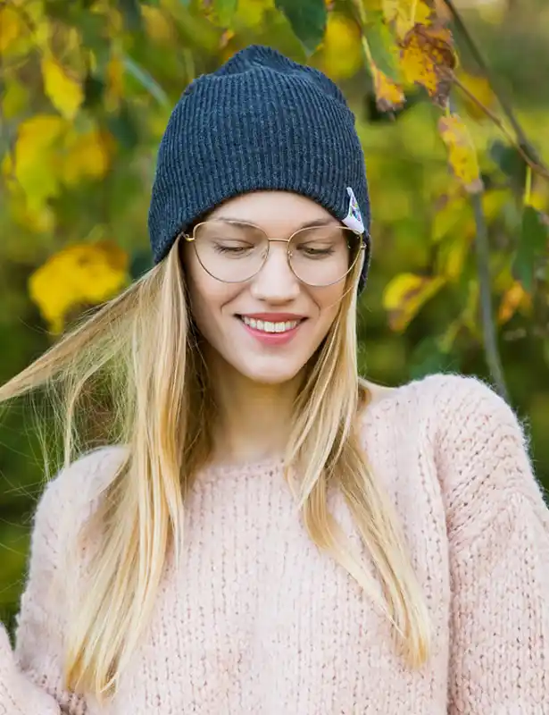 Czapka slouchy logo kolorowe "Ciemny szary" 132 glowne 28