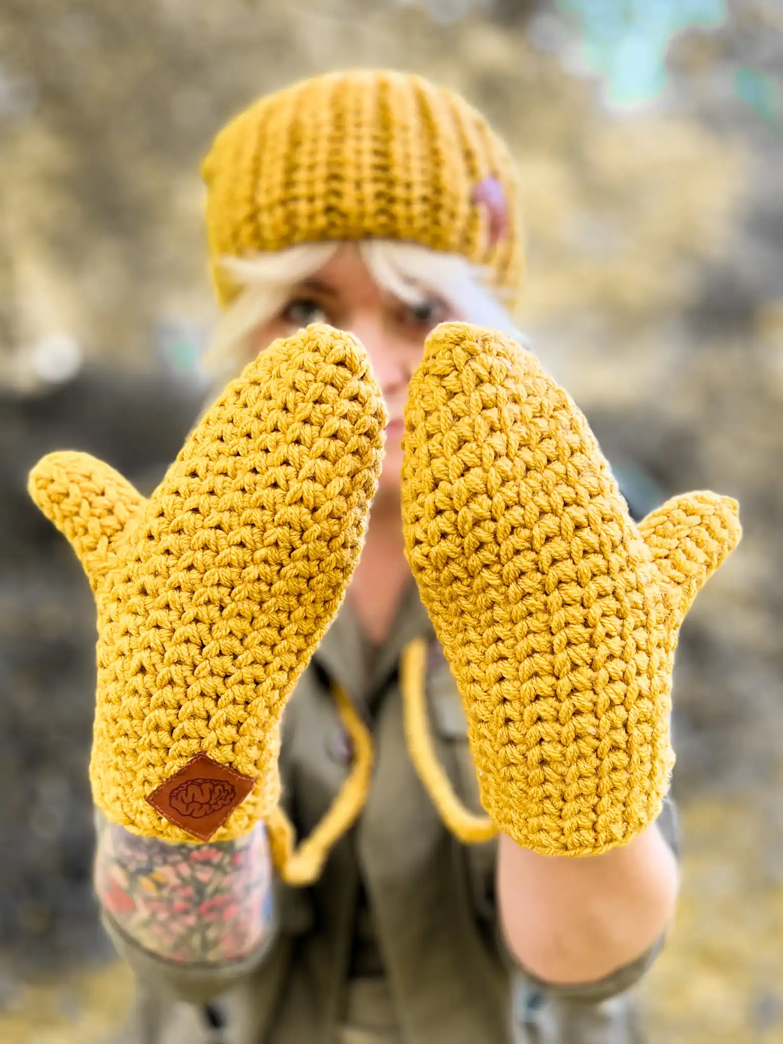 Rękawiczki handmade ze sznureczkiem ,,Miodowa musztarda" 155 Stylowe mitenki z alpaki