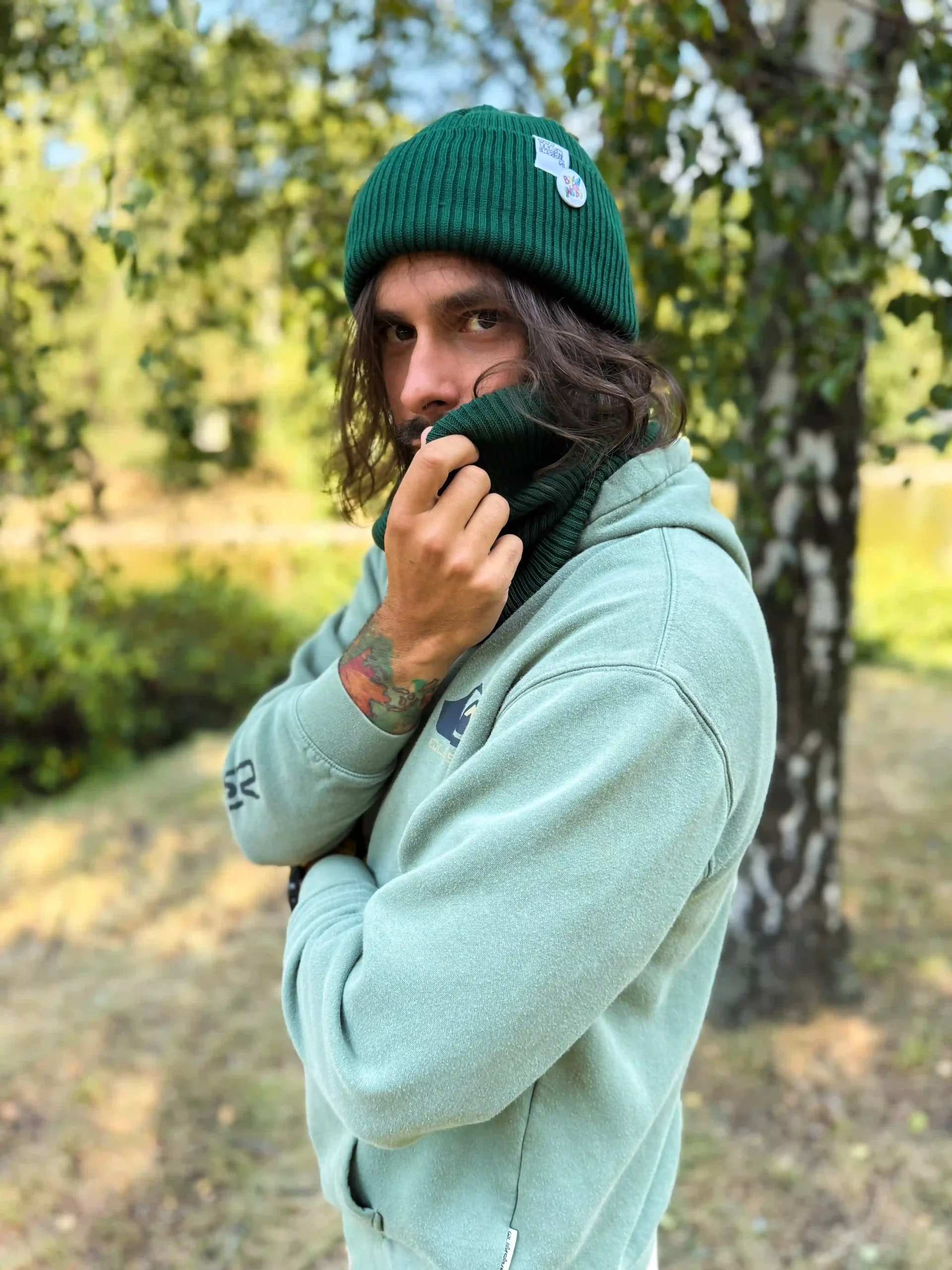 Męska czapka beanie z bawełny logo kolorowe "Zielony" 14 jesienny komin dla mezczyzny bawelna scaled 1