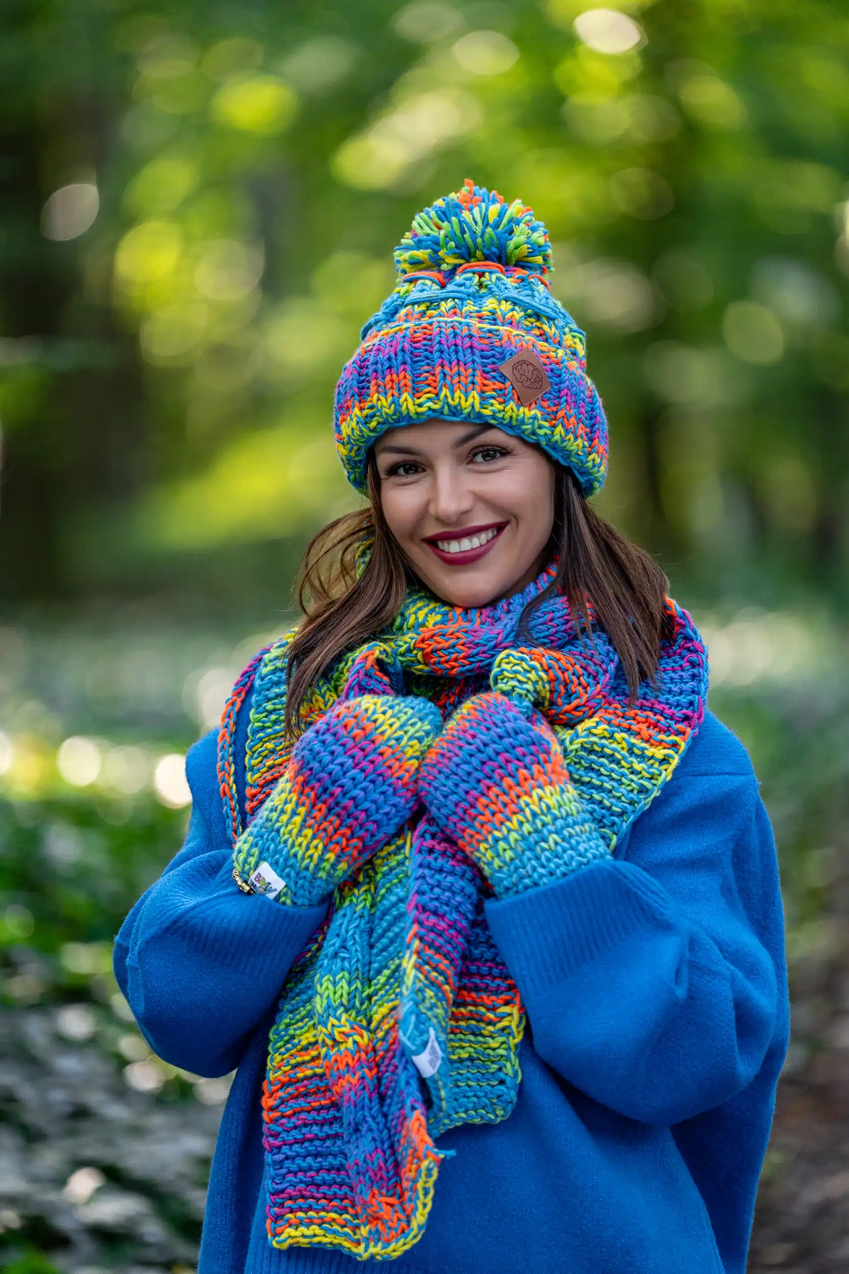 Czapka MERINO 50% ,,Tęcza błękit" EUFORIA 61 kolorowa czapka handmade merino