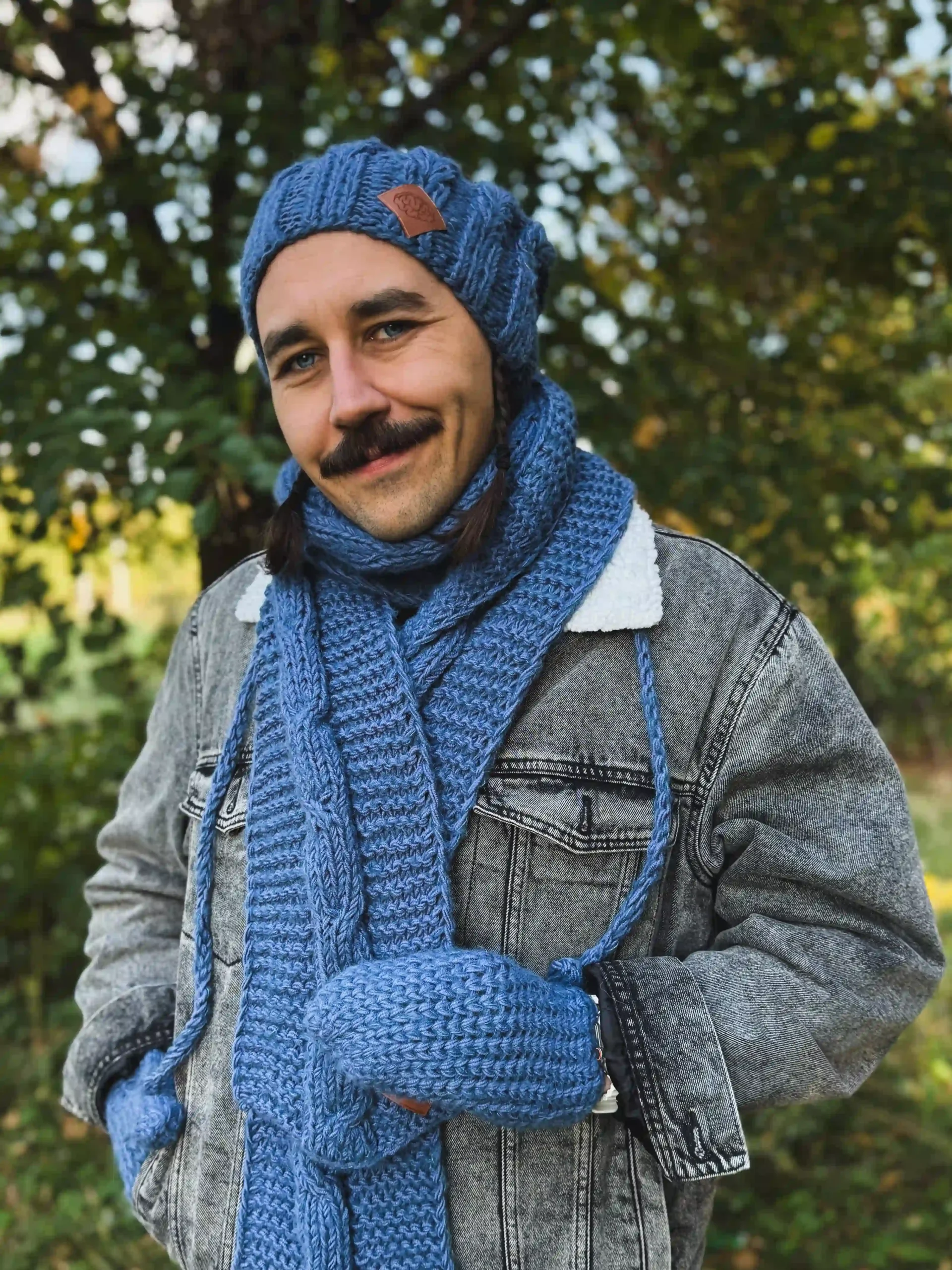 Męska czapka MERINO Smile "Ciemny niebieski" + podszewka JEDWAB 64 meska czapka merino z pomponem niebieska scaled 1