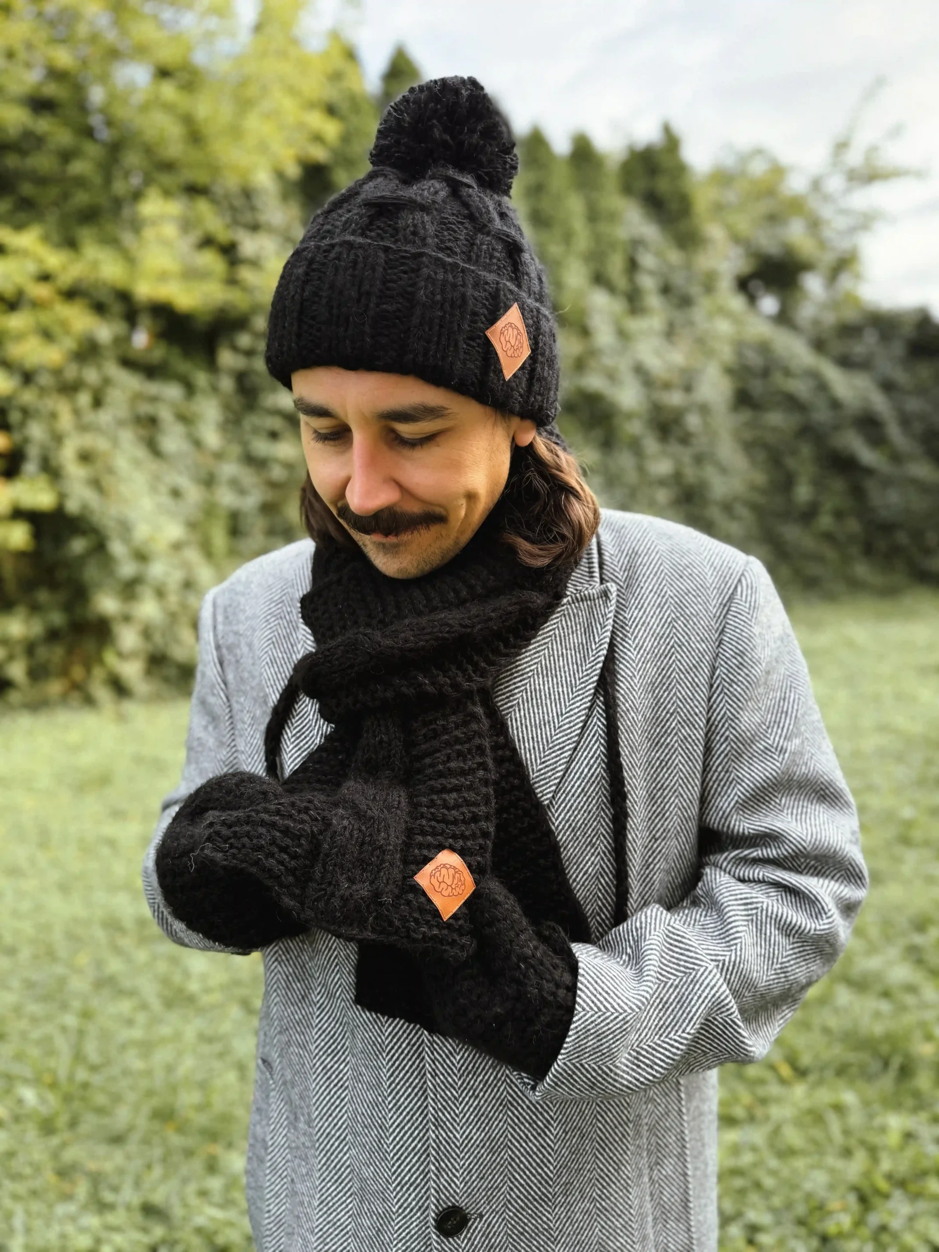 Męska czapka MERINO Euforia "Czarny" 184 meska czapka z pomponem czarna merino scaled 1