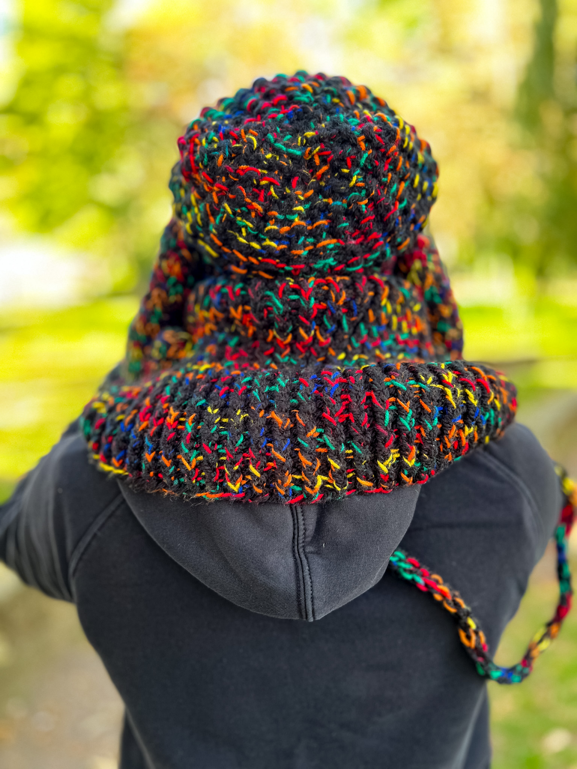 Męska czapka MERINO 66% "Czarne czerwienie" NEVERLAND 216 meska czapka handmade