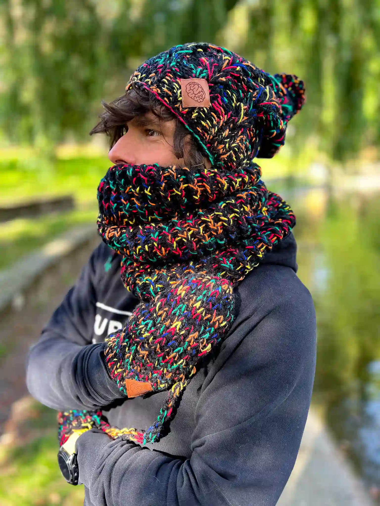 Męskie rękawiczki MERINO 66% ,,Czarne czerwienie" 41 męskie rękawiczki merino