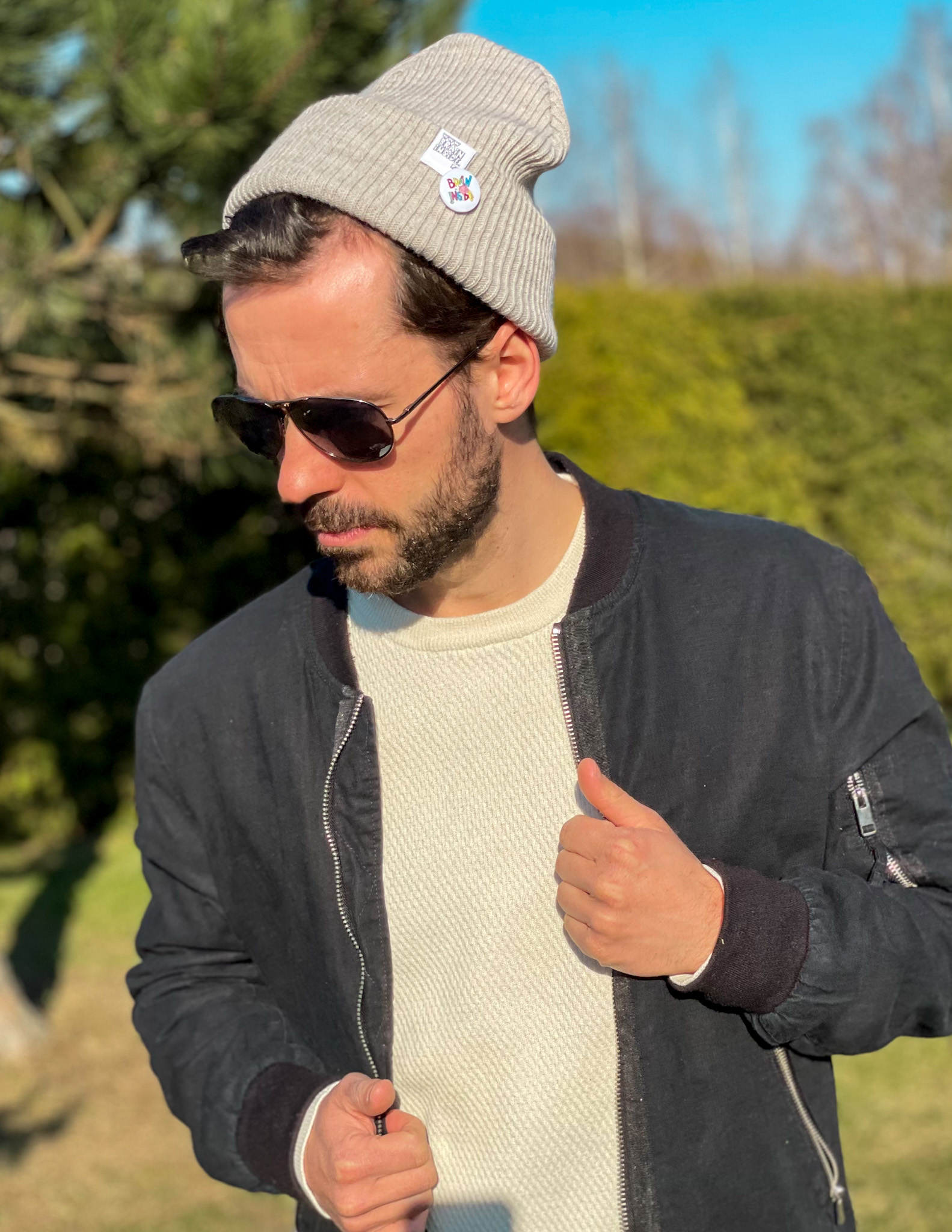 Męska czapka męska slouchy logo kolorowe "Jasny beż" 90 modna czapka na kazda pore roku