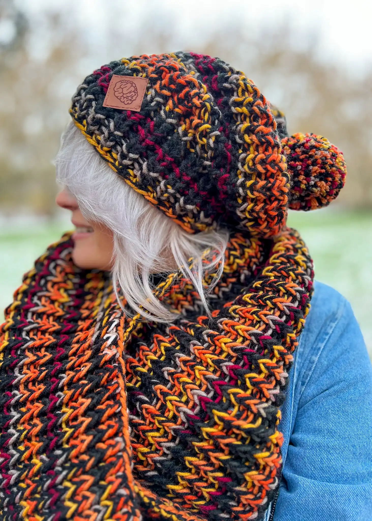 Komin MERINO 50% "Ciemna jesień" 210 opadajaca czapka zimowa1