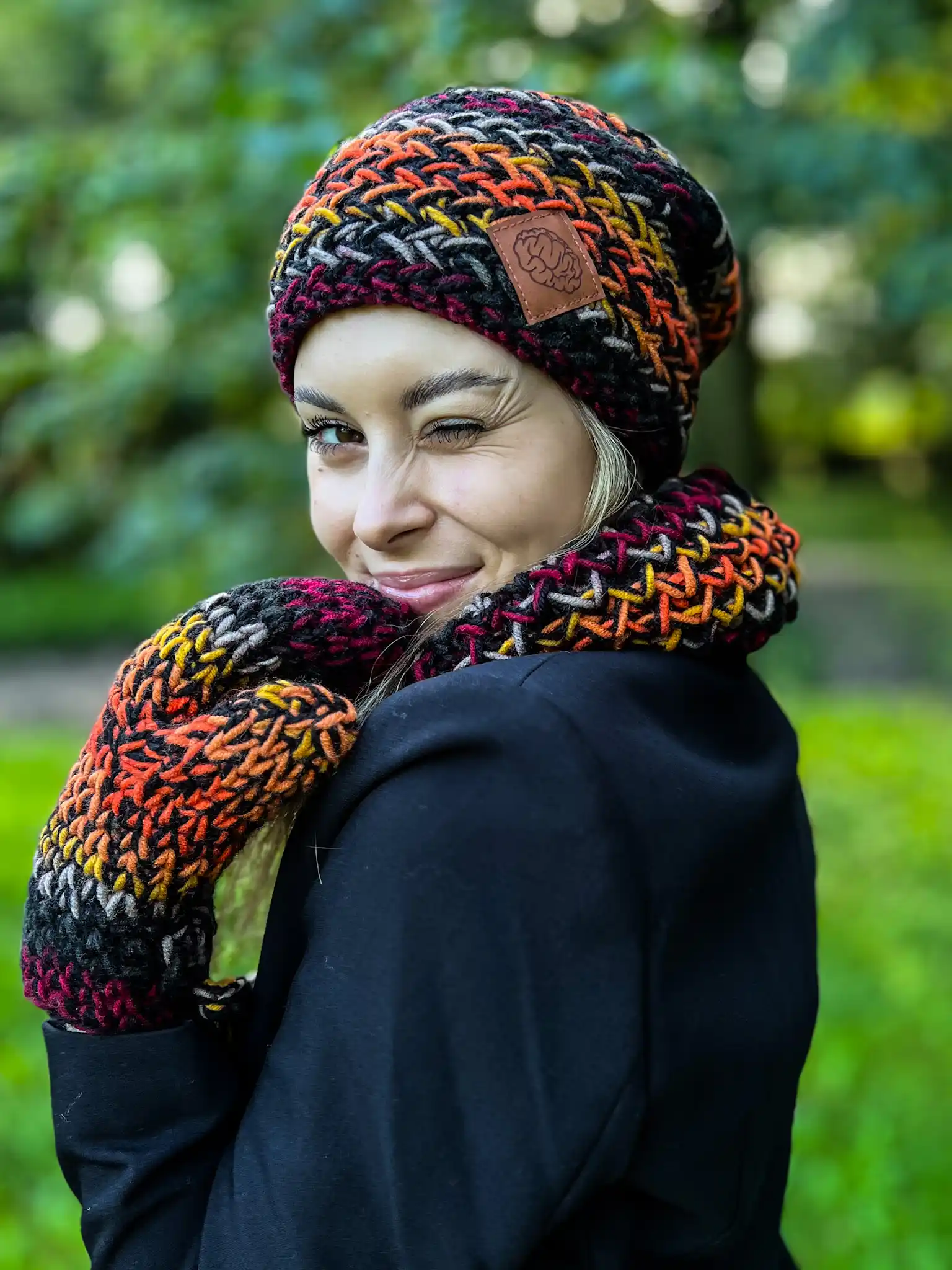 Ciepła czapka MERINO 50% ,,Ciemna jesień" EXPLORER 133 pomysl na prezent dla zony 3