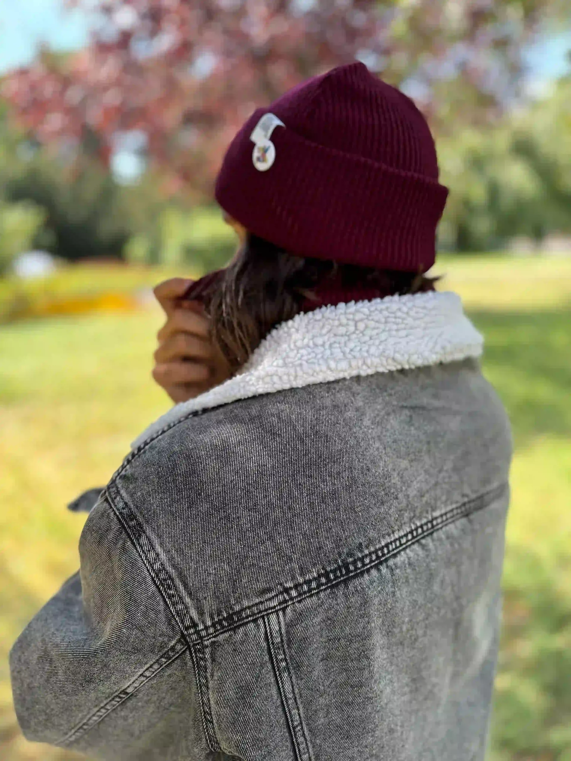 Męska czapka wywijana logo kolorowe "Bordo" 10 producent czapek beanie scaled 1