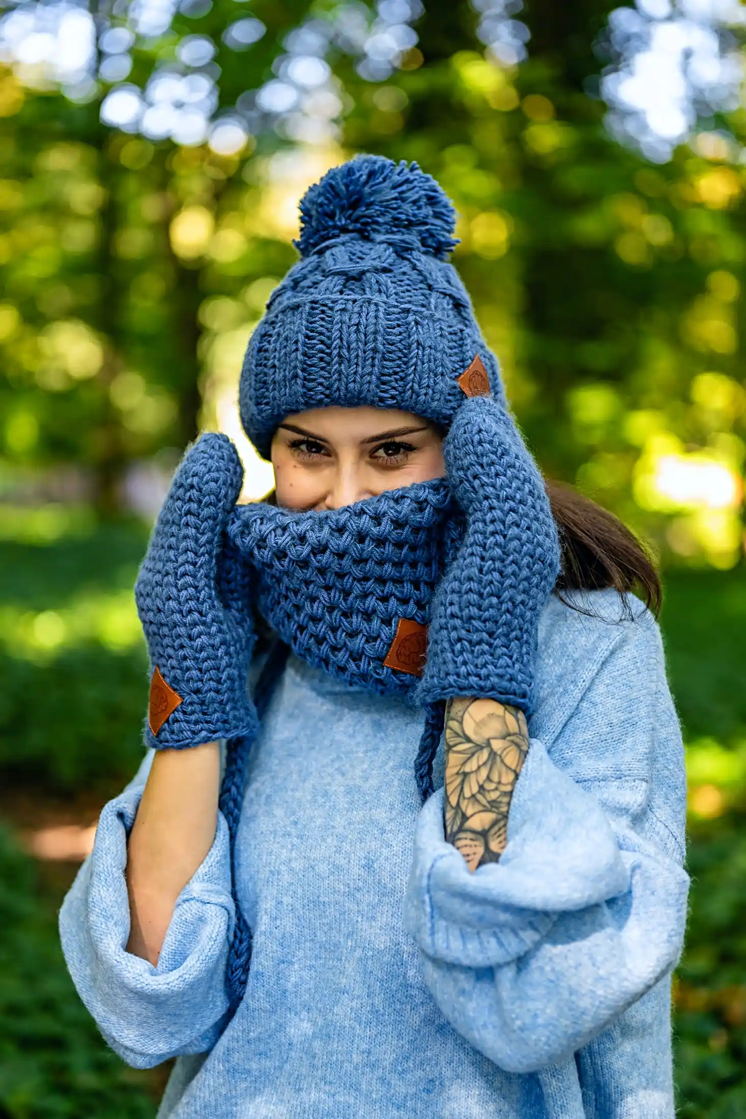 Mały komin MERINO "Ciemny niebieski" 92 rekawiczki kobalt merino