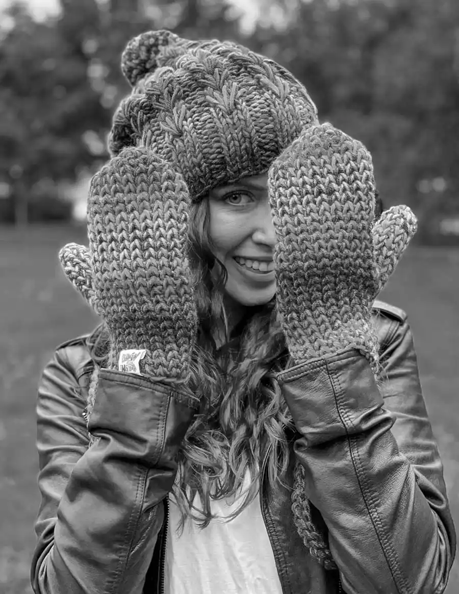 Rękawiczki handmade na zamówienie 8 rekawiczki na drutach z jednym palcem