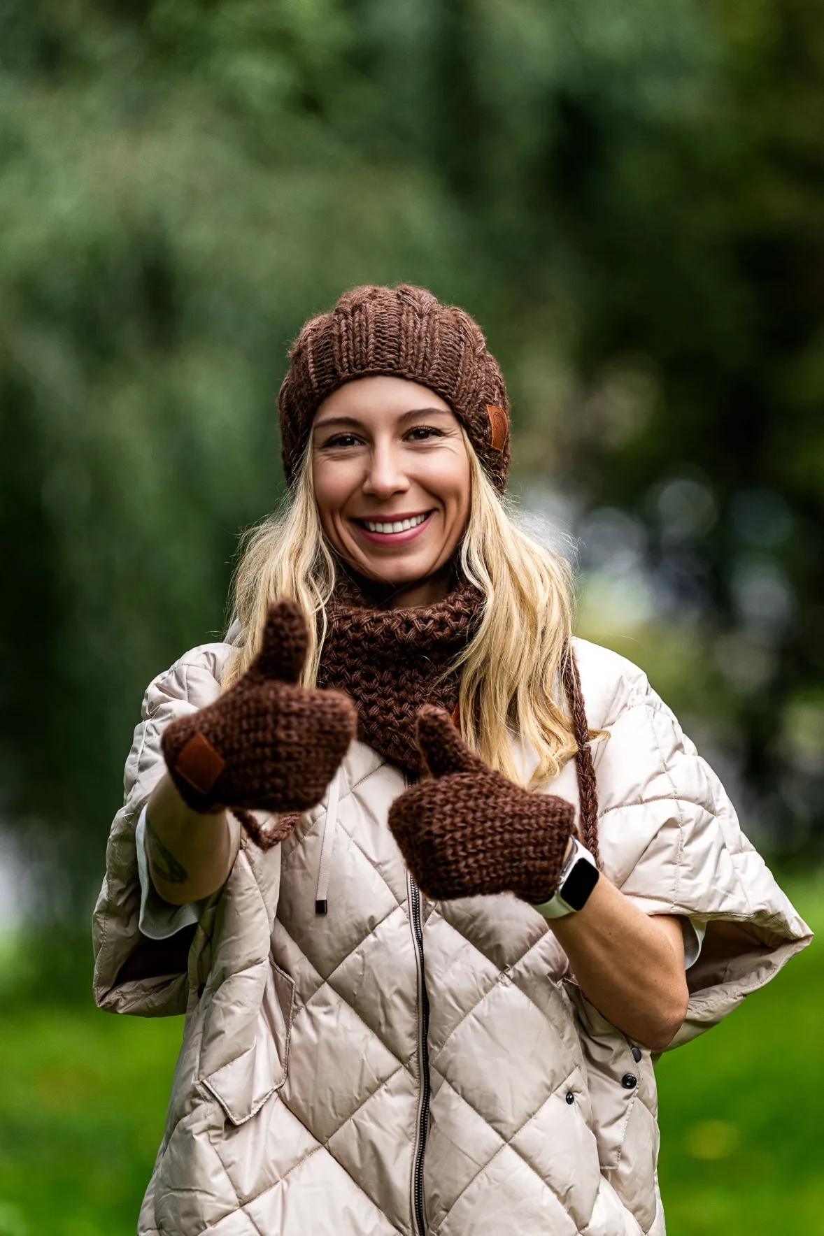Mały komin MERINO "Brązowy" 105 rekawiczki w brazie