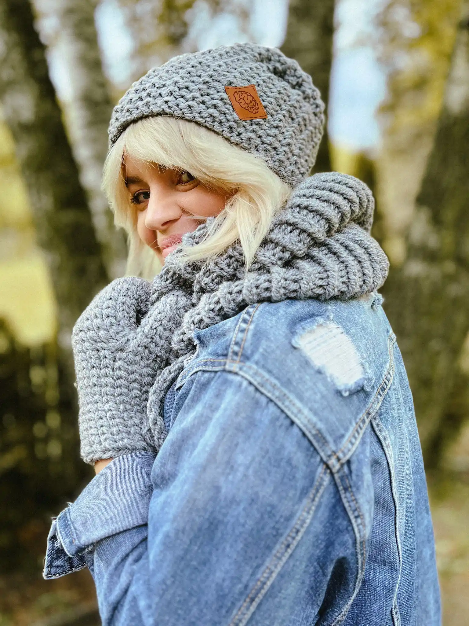 Luźna czapka zimowa NEVERLAND "Szary" 159 szara czapka merino