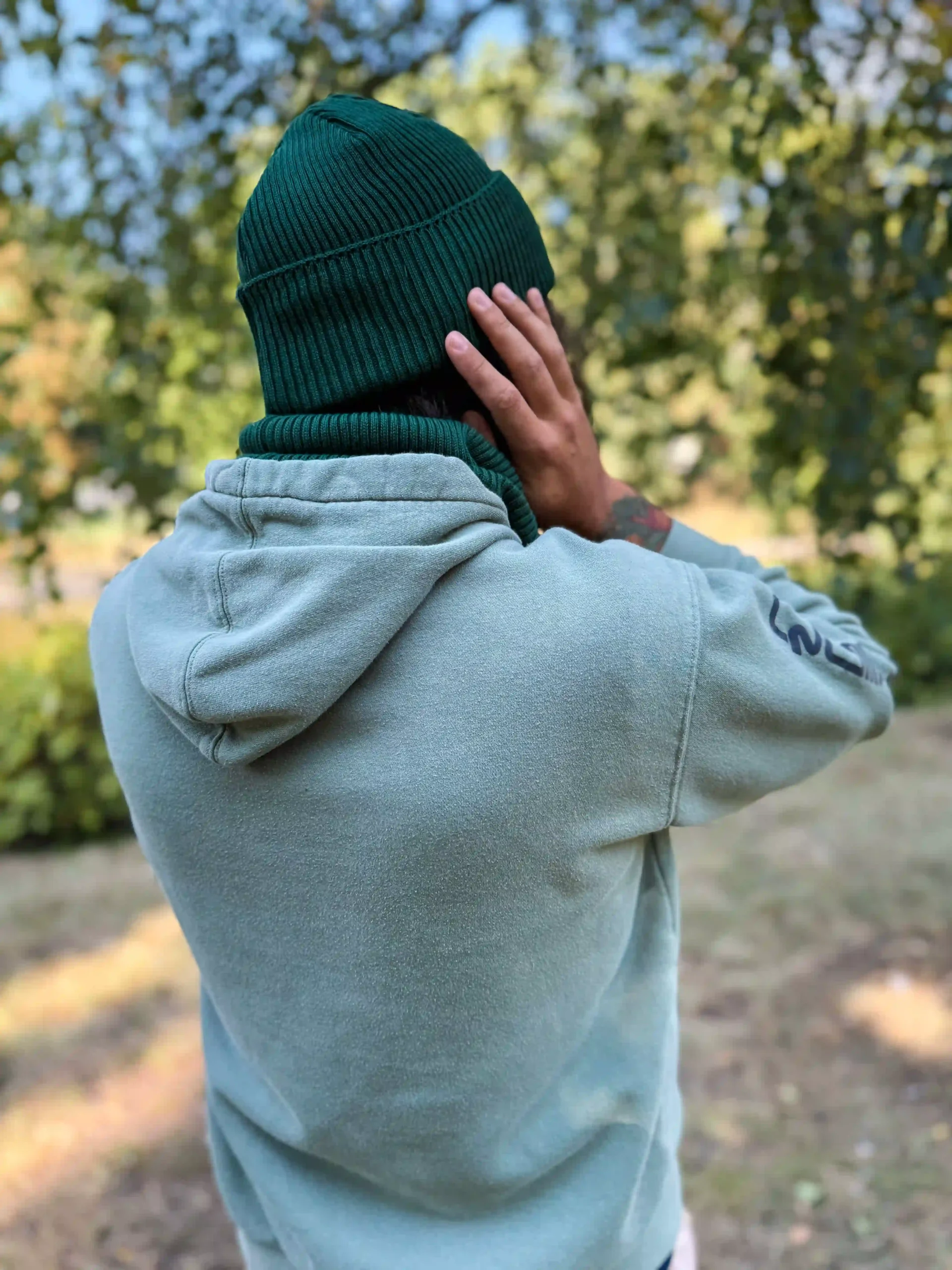 Męska bawełniana czapka beanie logo ekoskórka "Zielony" 158 zielona beanie meska scaled 1