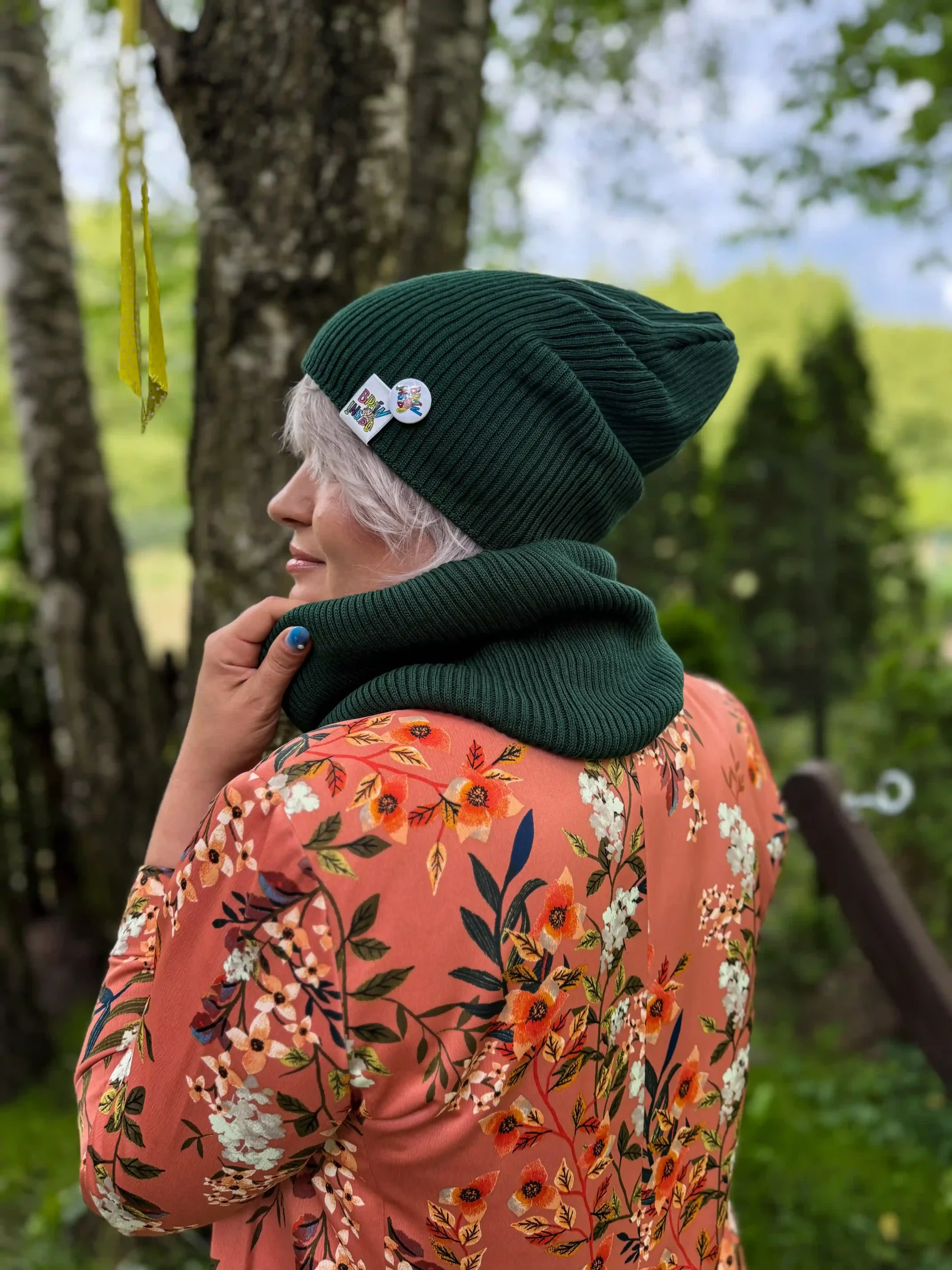 Bawełniany mały komin "Zielony" 189 zielona czapka luzna slouchy beanie scaled 1