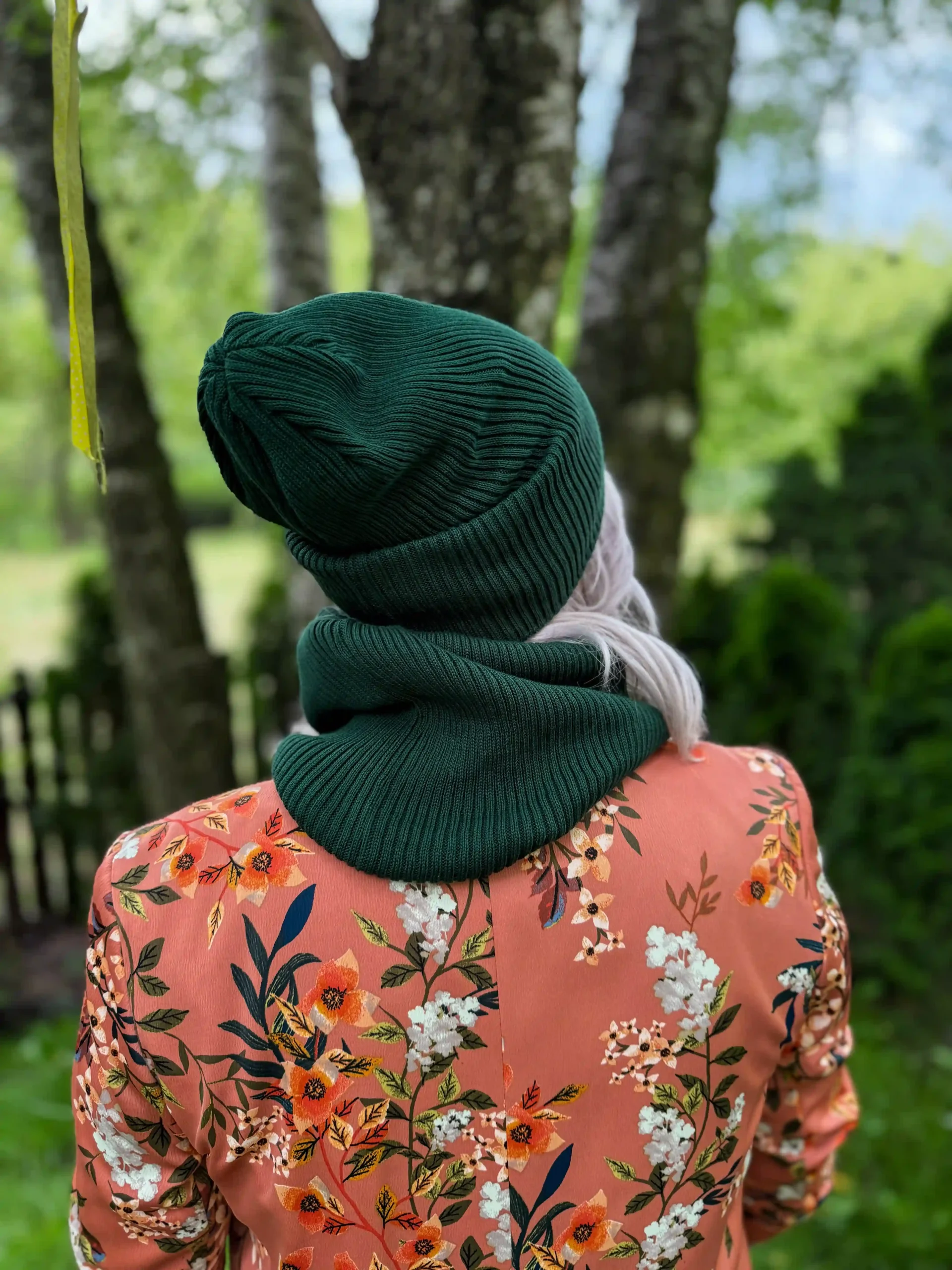 Bawełniana czapka jesienna logo ekoskórka "Zielony" 150 zielona oversize beanie uzna czapka zimowa scaled 1