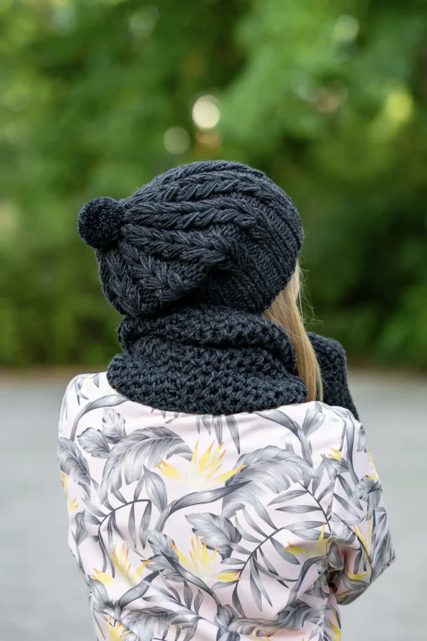 Mały komin MERINO 34% "Czarna Perła" 7 czapka damska z alpaki