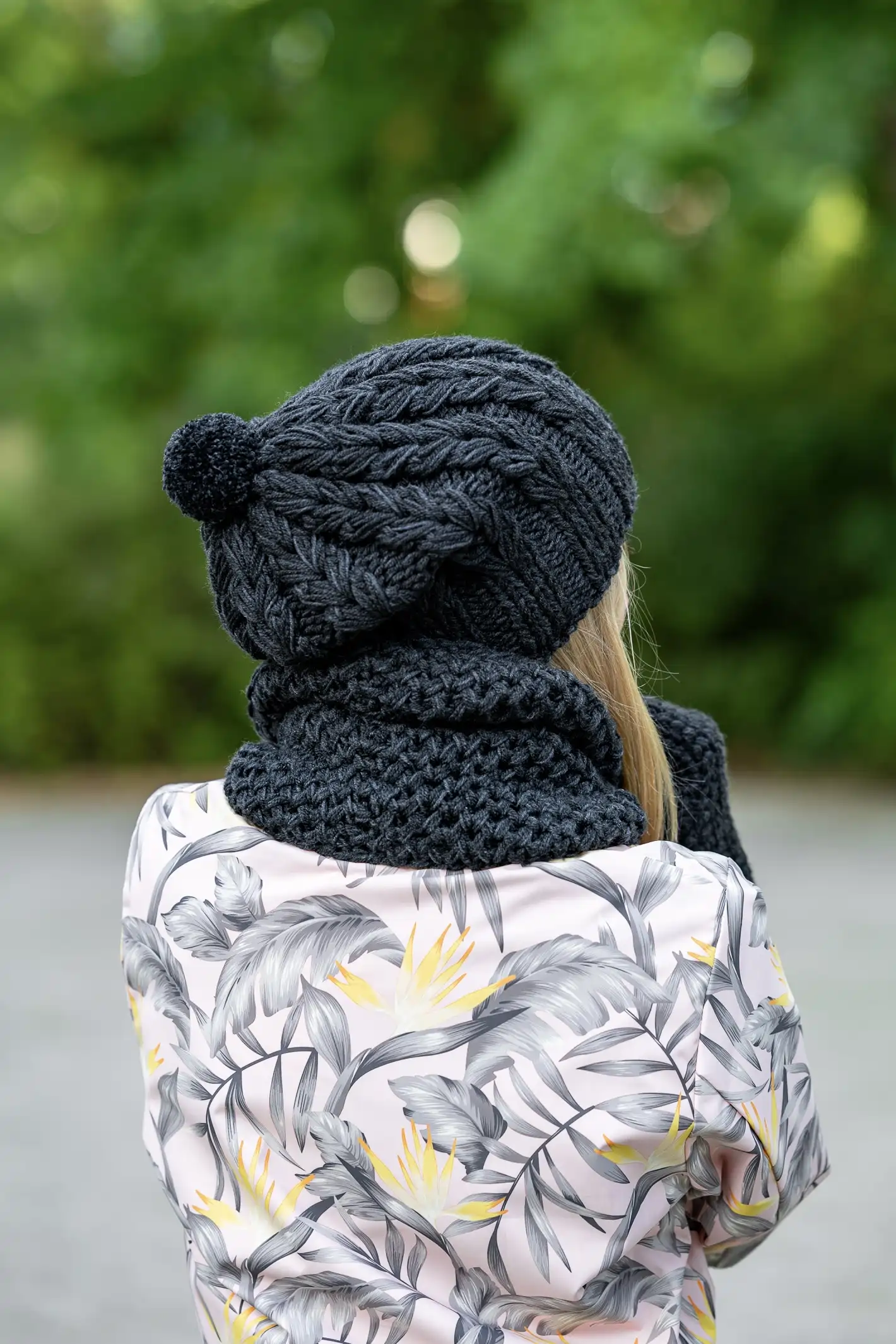 Mały komin MERINO 34% "Czarna Perła" 37 czapka damska z alpaki