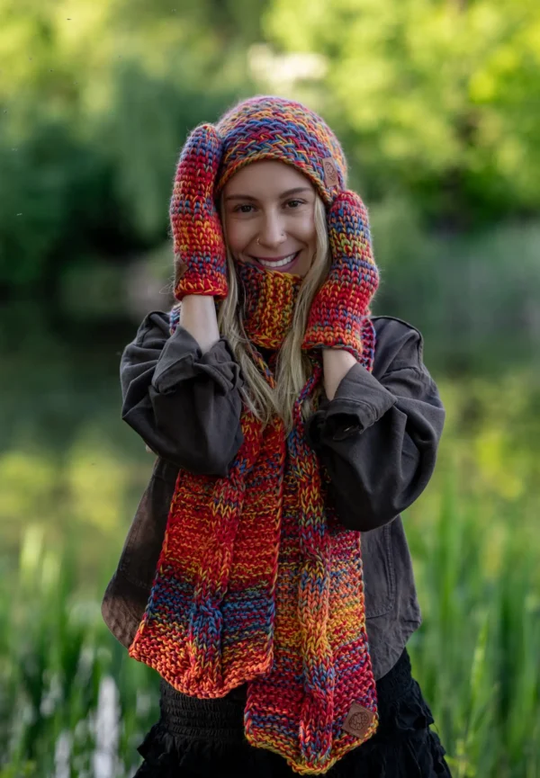 Czapka MERINO 100% "Przygaszone Czerwienie" EXPLORER 14 czapka damska z merino