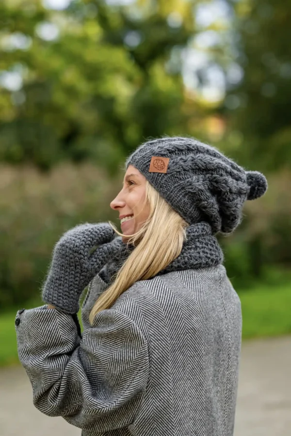 Czapka MERINO Smile "Ciemny Szary" + podszewka JEDWAB 12 czapka smerfetka merino