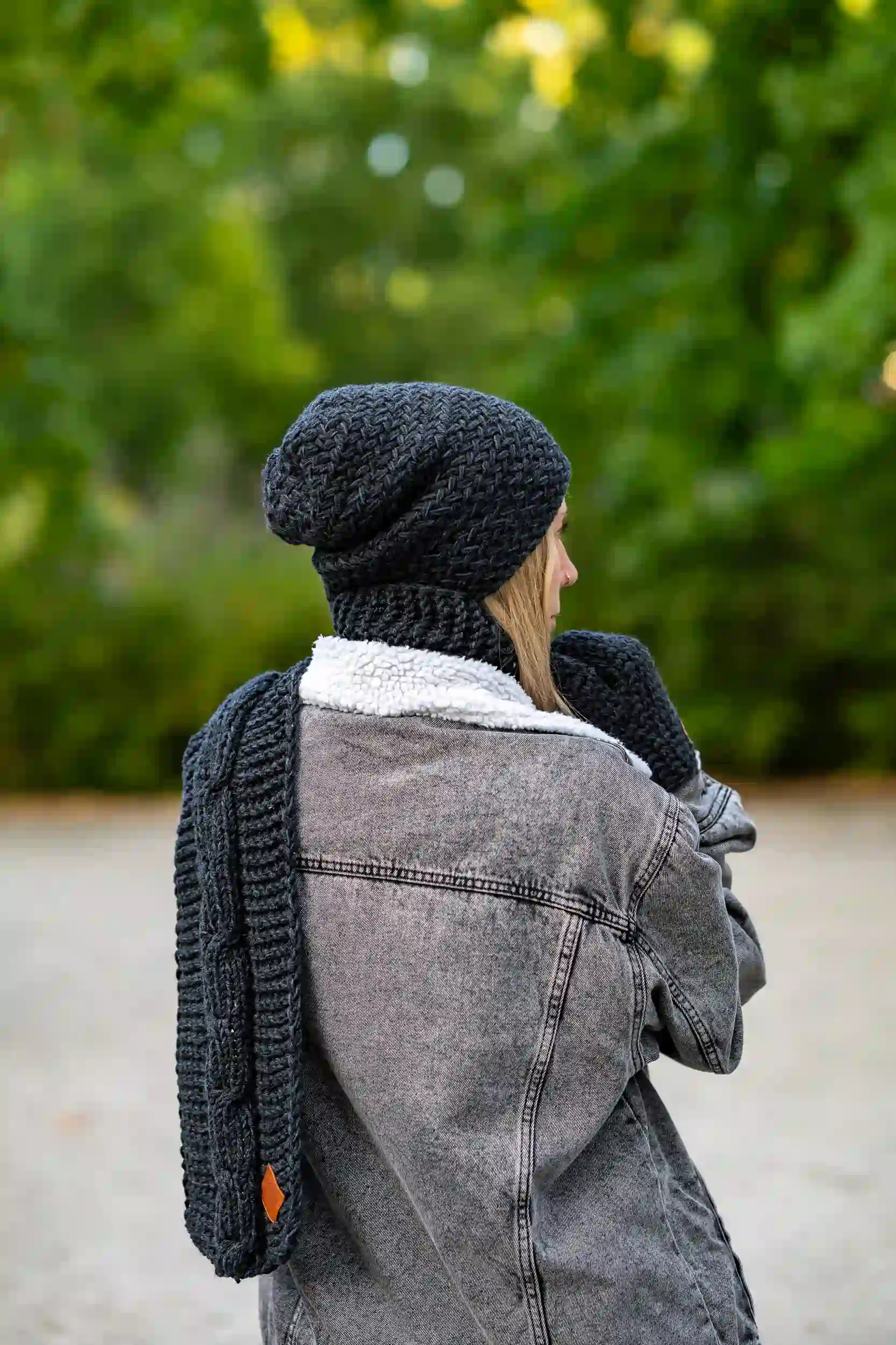 Czapka MERINO 34% "Czarna Perła" EXPLORER 43 czapka z wełny merino