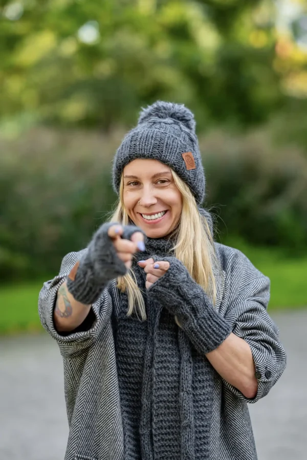Czapka MERINO 67% Euforia "Ciemny Szary" 20 mitenki damskie merino
