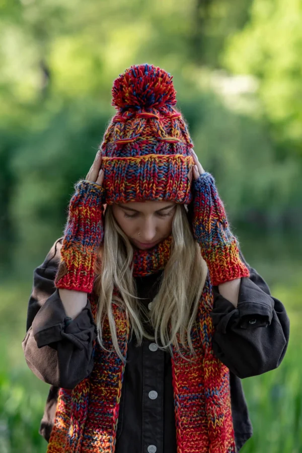 modna czapka damska merino