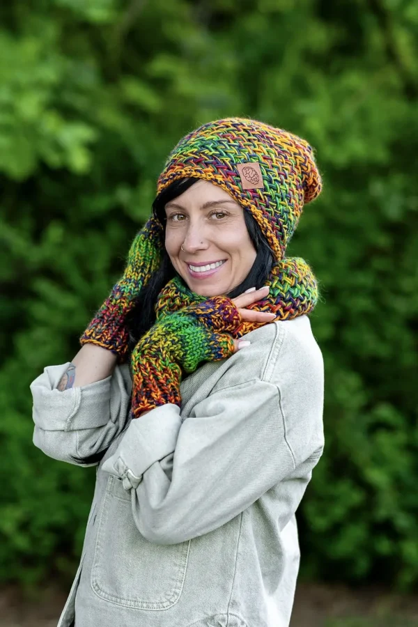 Komin MERINO 100% „Kolory” 34 modna czapka merino damska