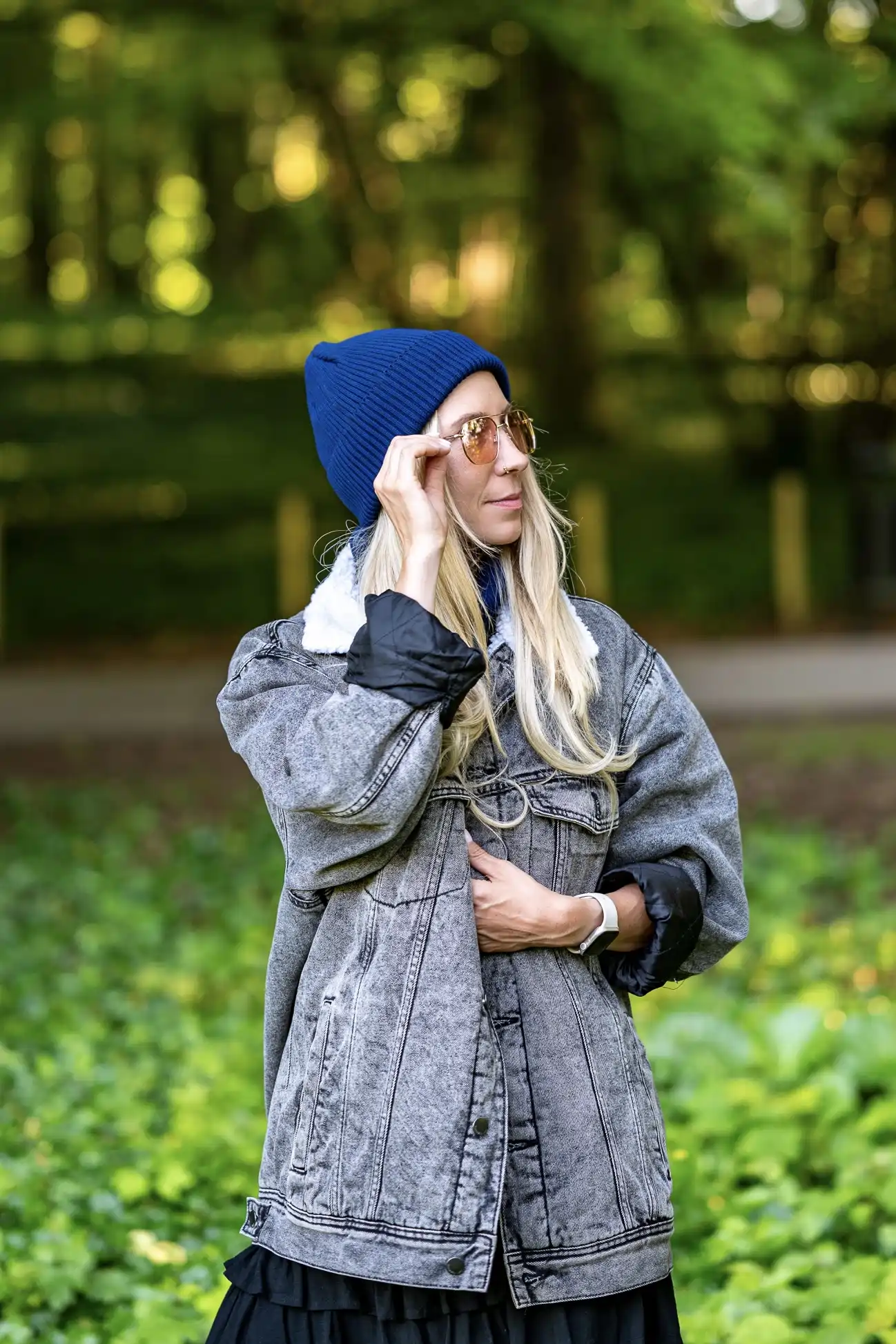 Bawełniana czapka beanie logo ekoskórka "Ciemny Granat Navy" 233 wygodna czapka damska