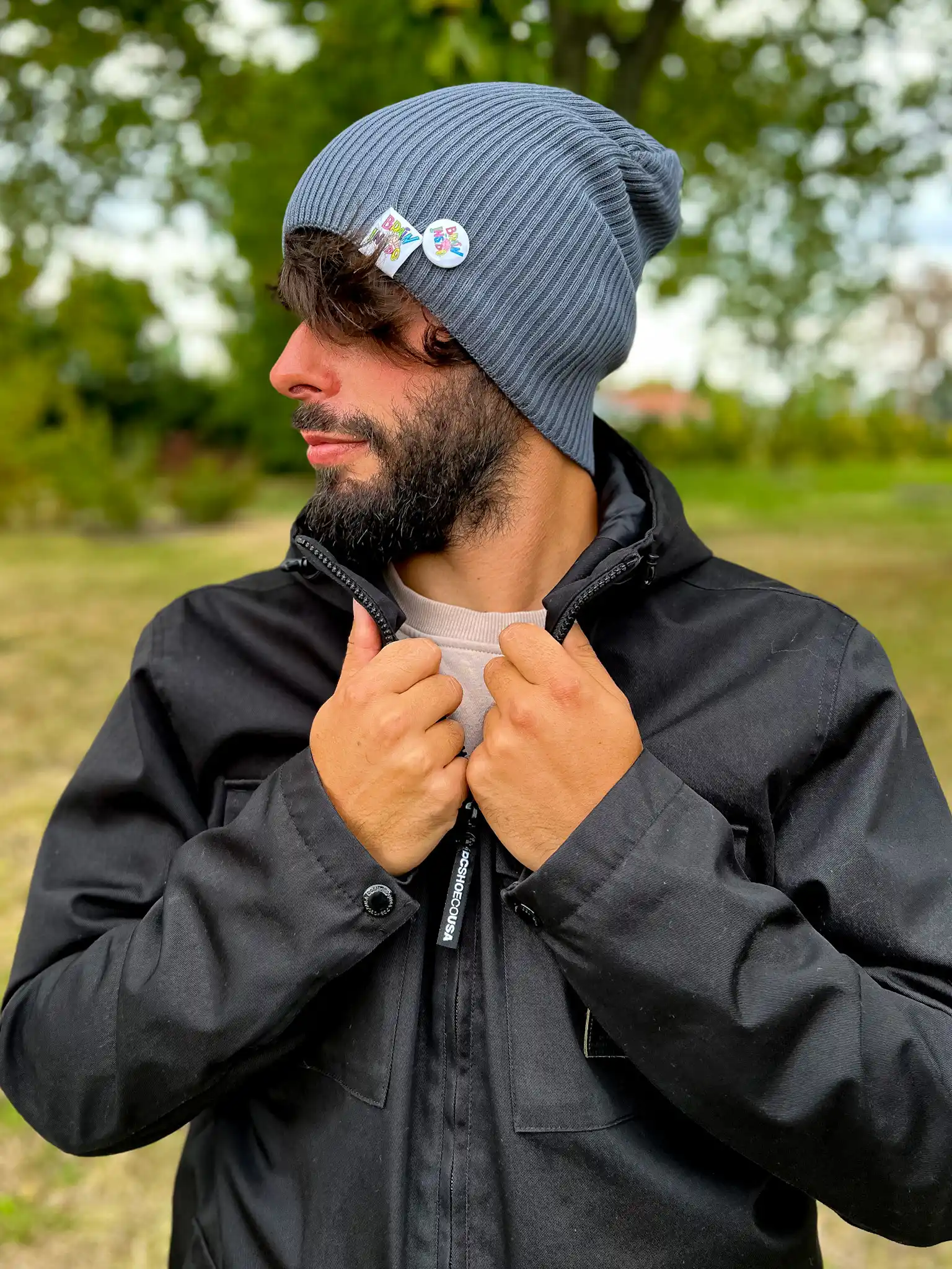 Męska luźna czapka z bawełny logo kolorowe "Ciemny szary" 171 Męska slouchy czapka, cotton ciemny szary