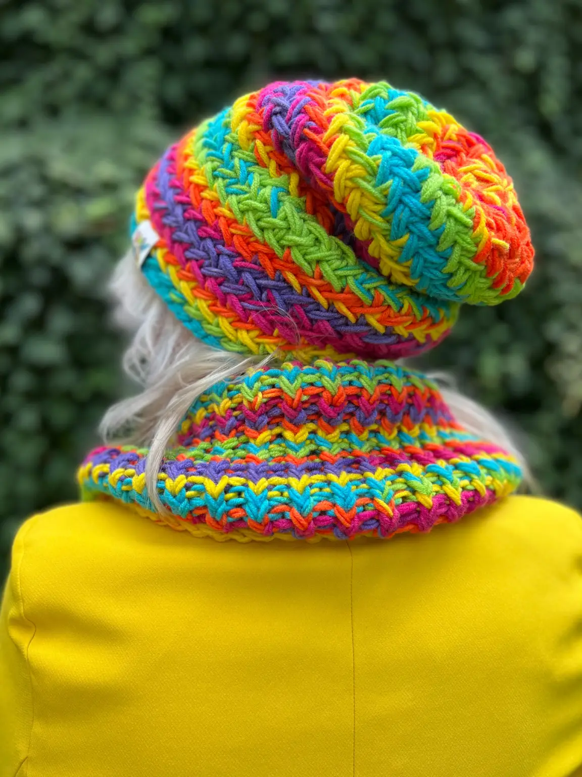 Komin ręcznie robiony "Tęcza" 117 Stylowy szal wełniany w żywych barwach