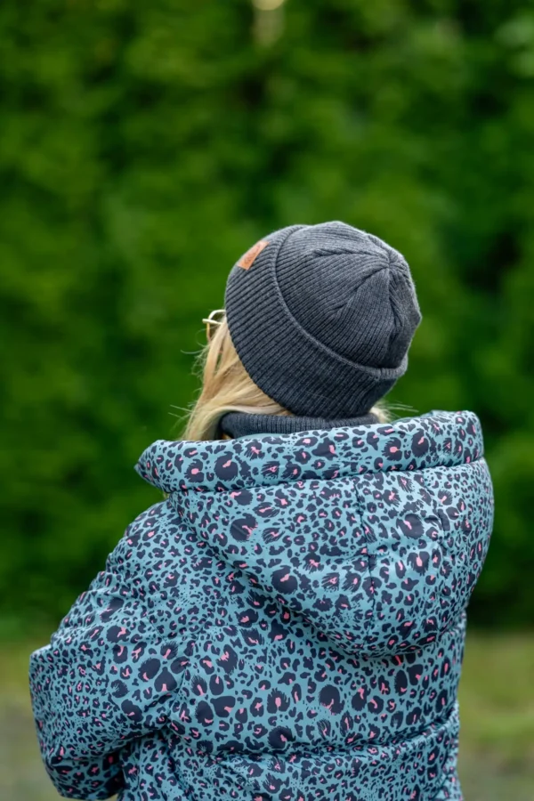 Czapka beanie MERINO logo ekoskórka "Ciemny Szary" 12 czapka wiosenna damska