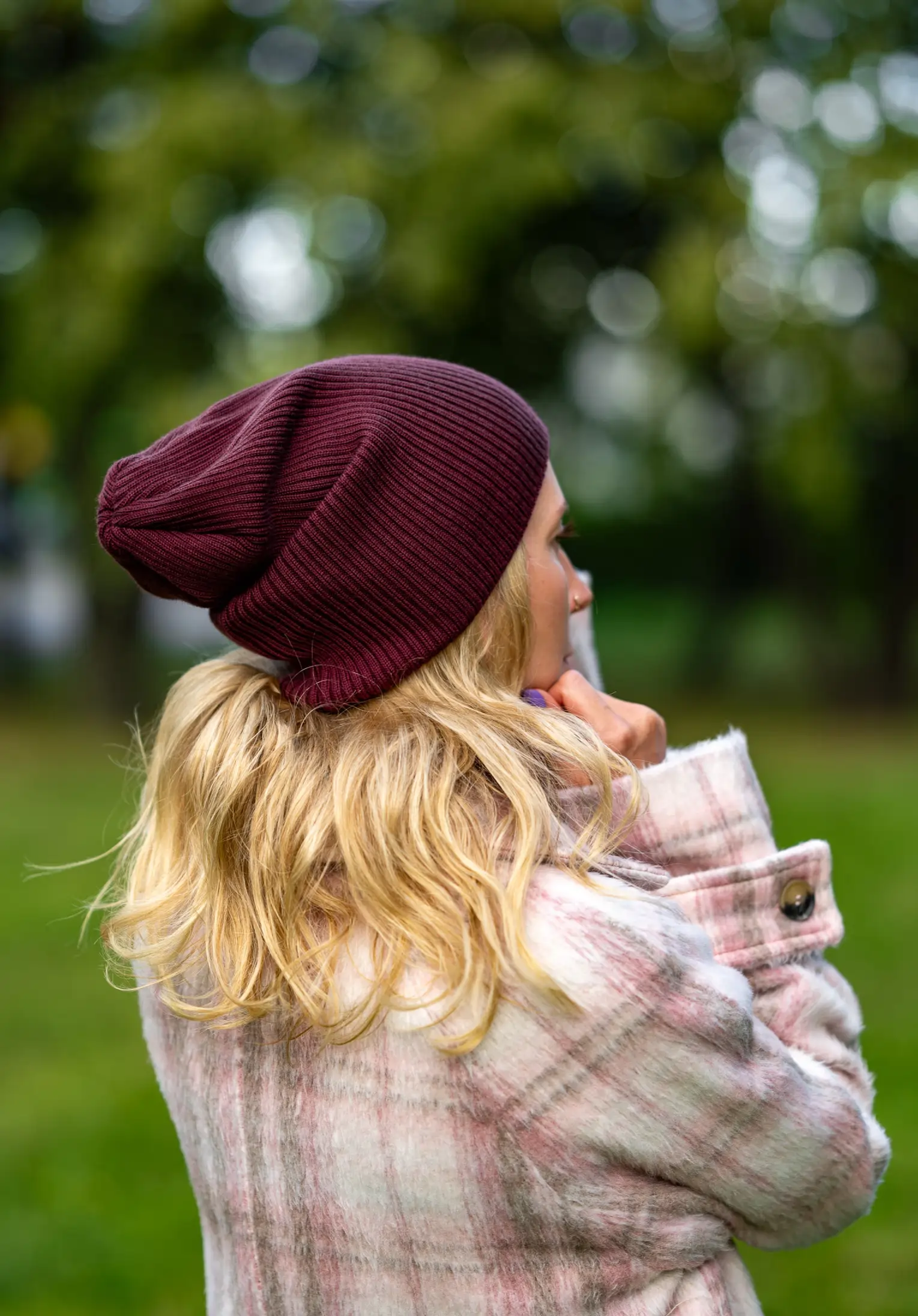 Czapka slouchy MERINO logo kolorowe "Bordo" 7 czapka all season merino