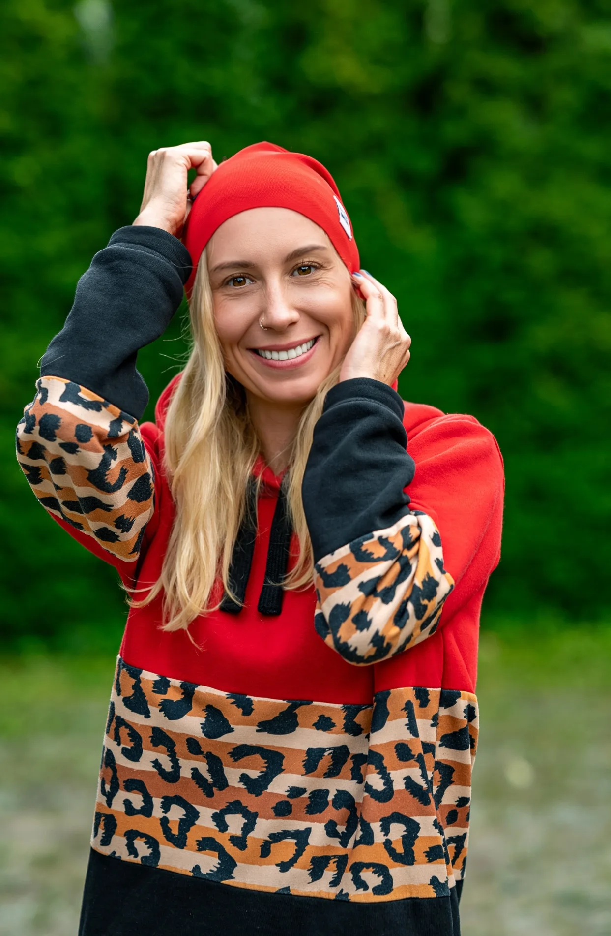 Czapka przejściówka "Czerwona" 97 czapka damska dres