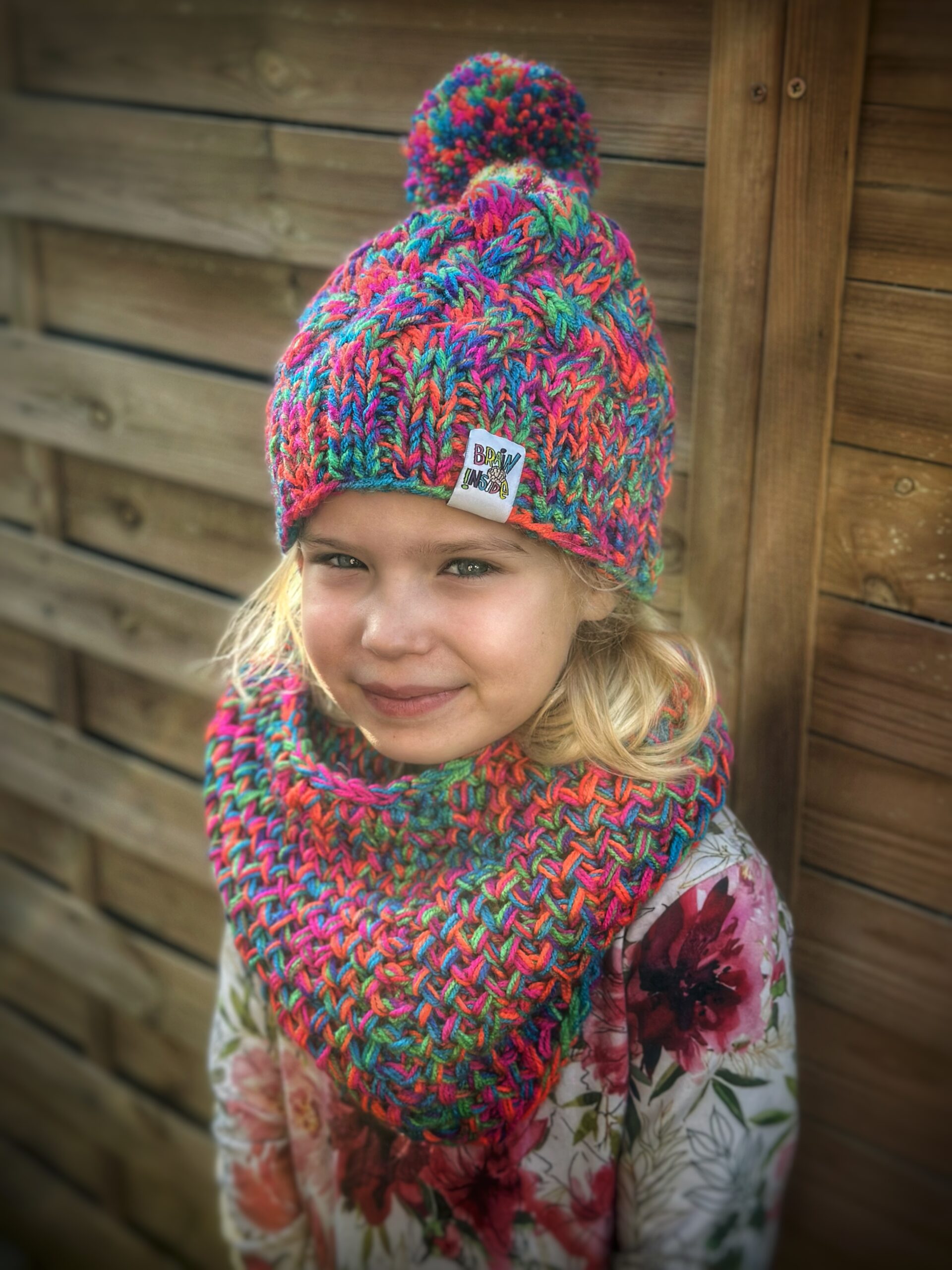 Czapka zimowa dla dziecka HAPPY "Kolorki" 96 czapka dla dziecka merino