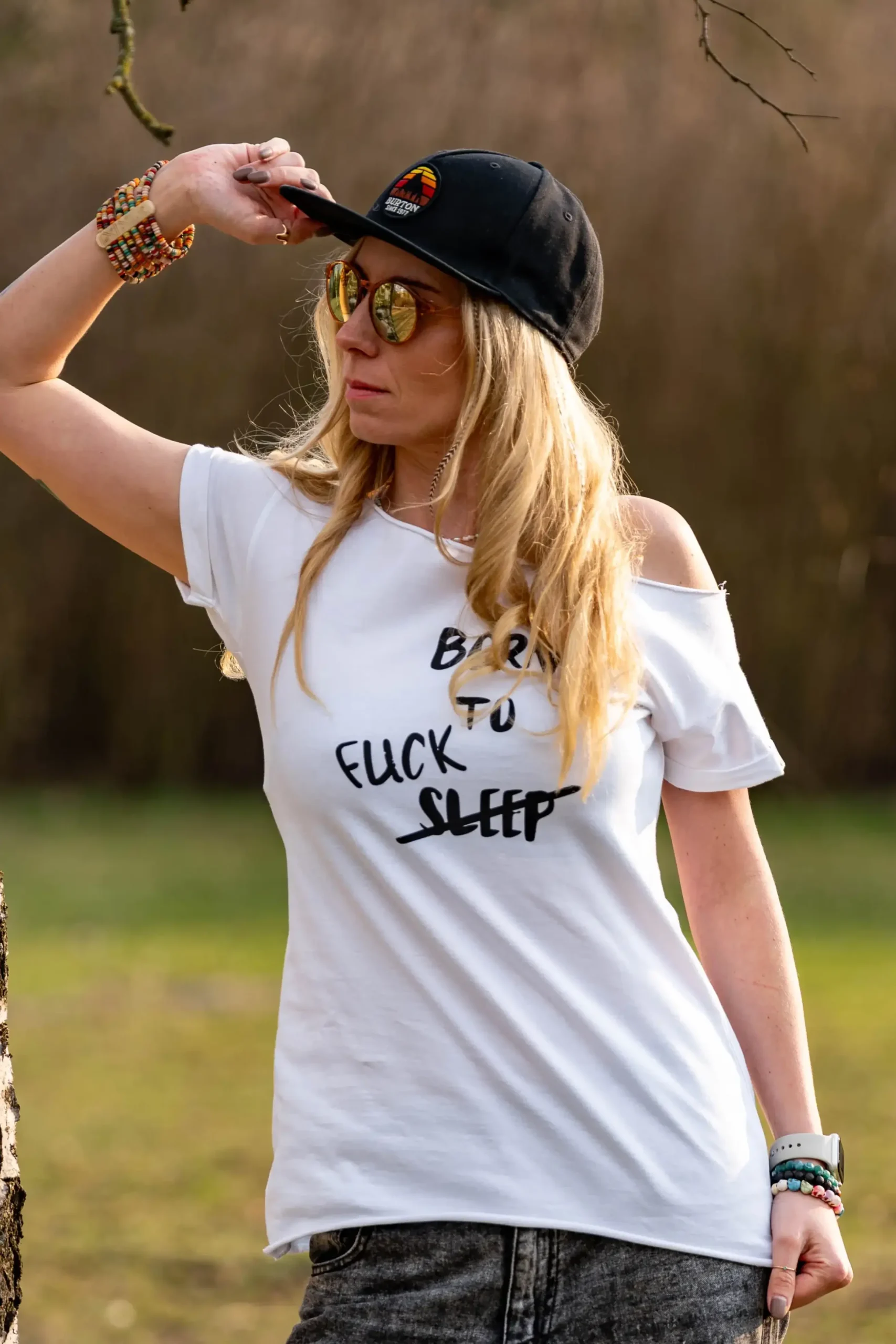 Damska koszulka z napisem Born to SLEEP/fuck 51 t shirt oversize damski biały z napisem (2)