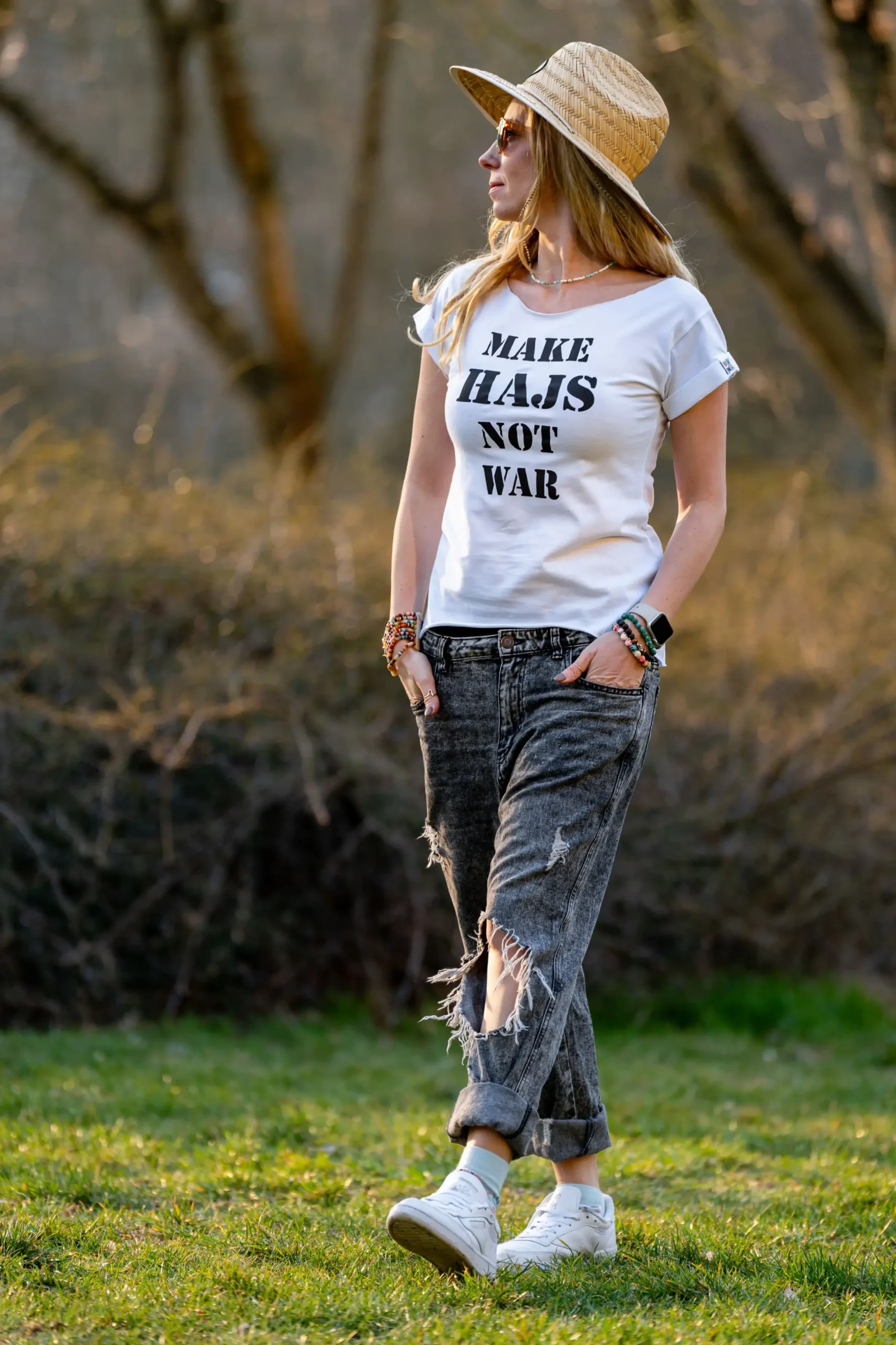 Biała koszulka z napisem Make hajs not WAR 44 t shirt z napisem (2)
