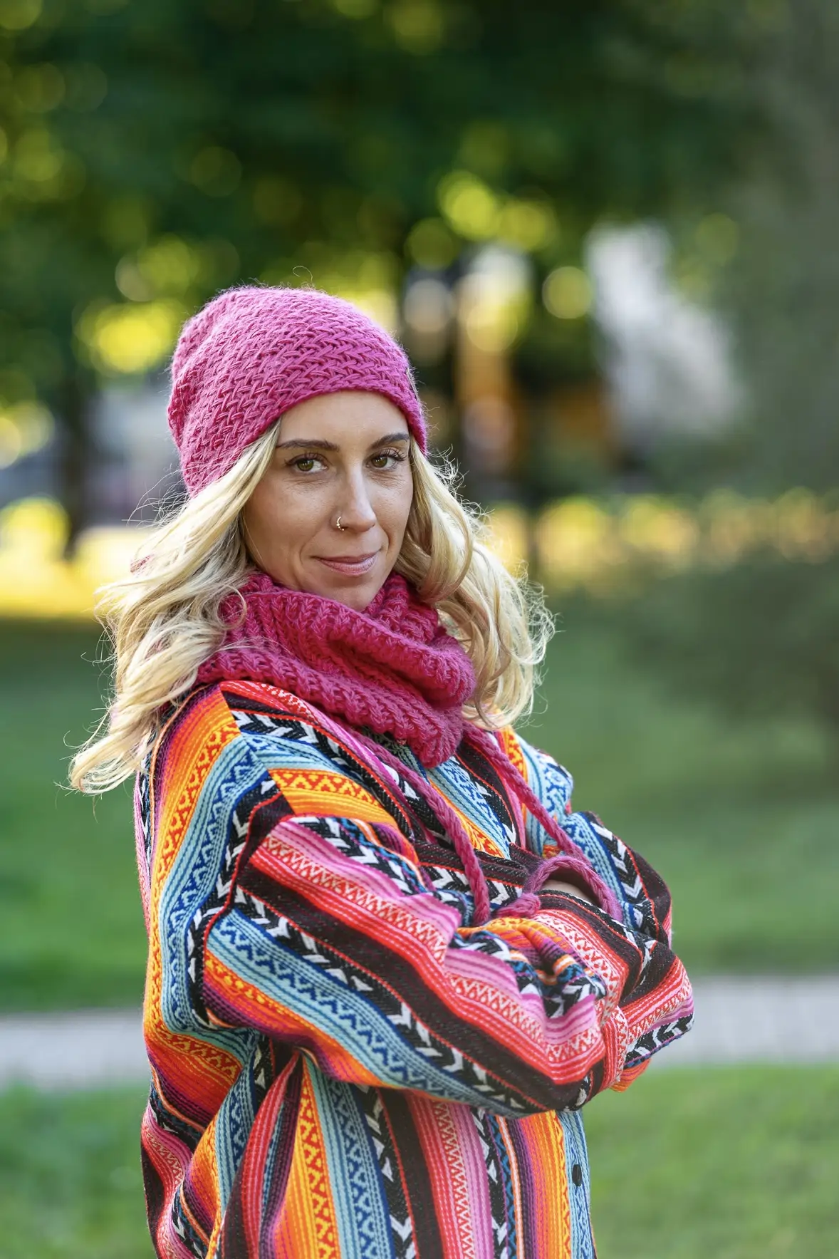 Czapka MERINO 67% "Malina" EXPLORER 39 elegancki komin dziewiarski