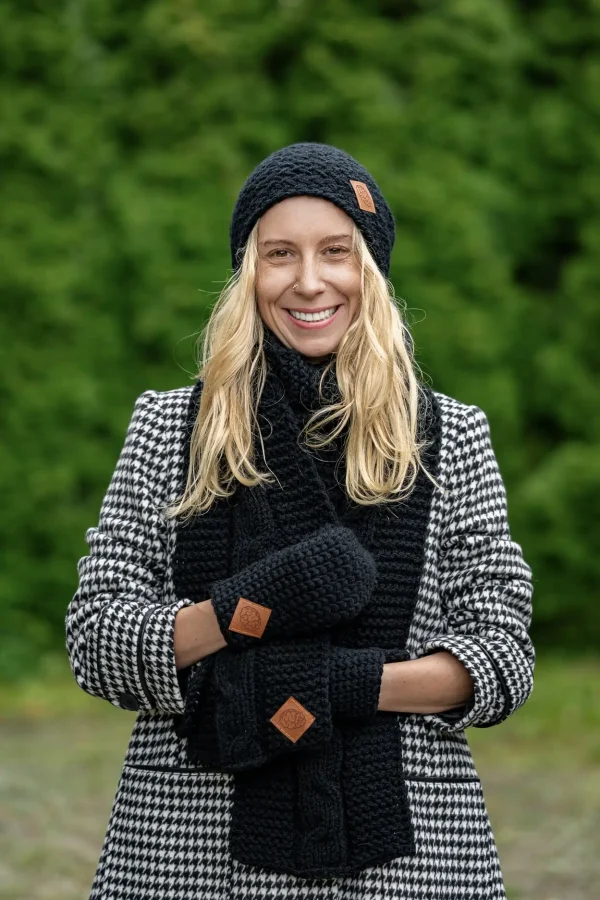 minimalistyczna czapka z merino
